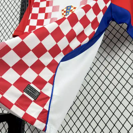 CROATIA HOME 2026 - MASTERS VERSION FOOTBALL JERSEY