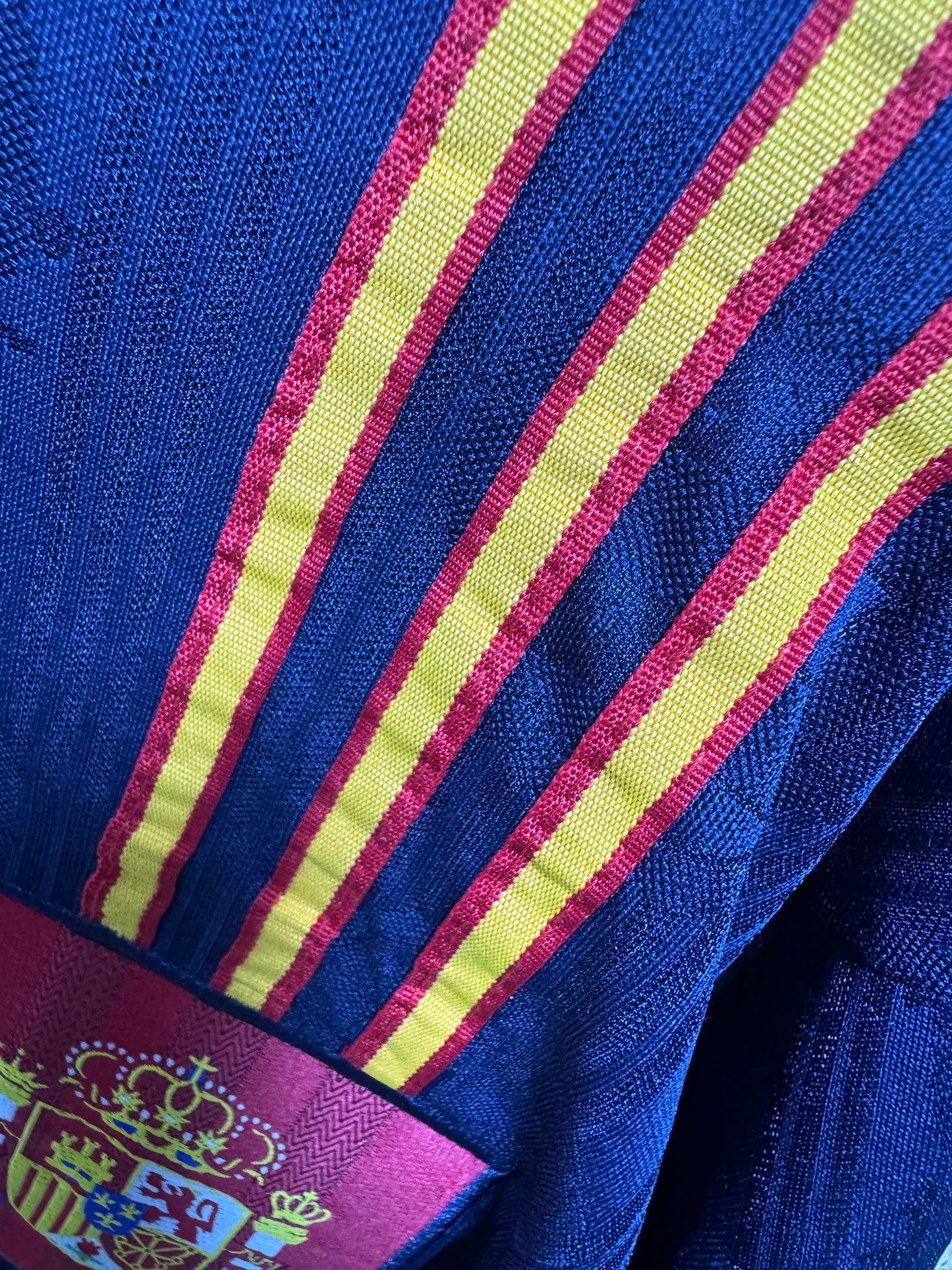 SPAIN AWAY 1996/97 RETRO JERSEY WITH LOGO | PREMIUM RETRO FOOTBALL JERSEY