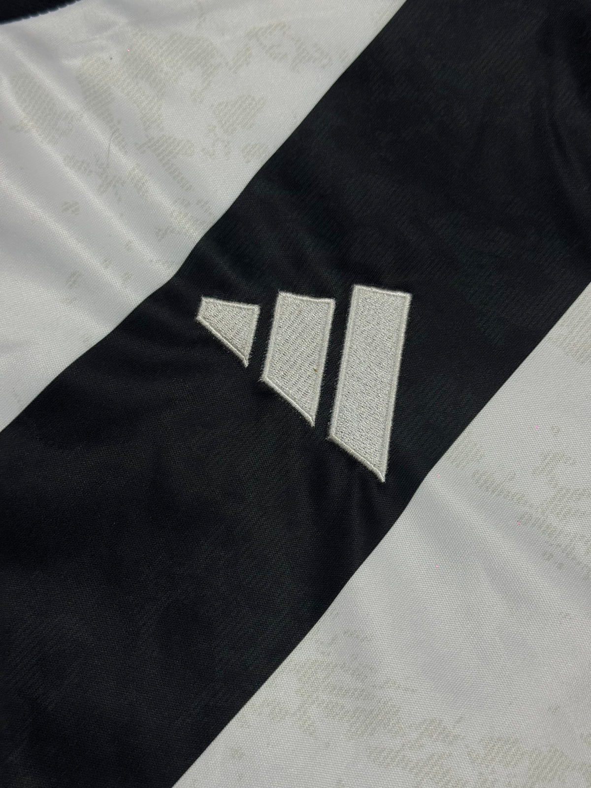 Juventus 2024/25 Home Jersey – Black & White Football jersey