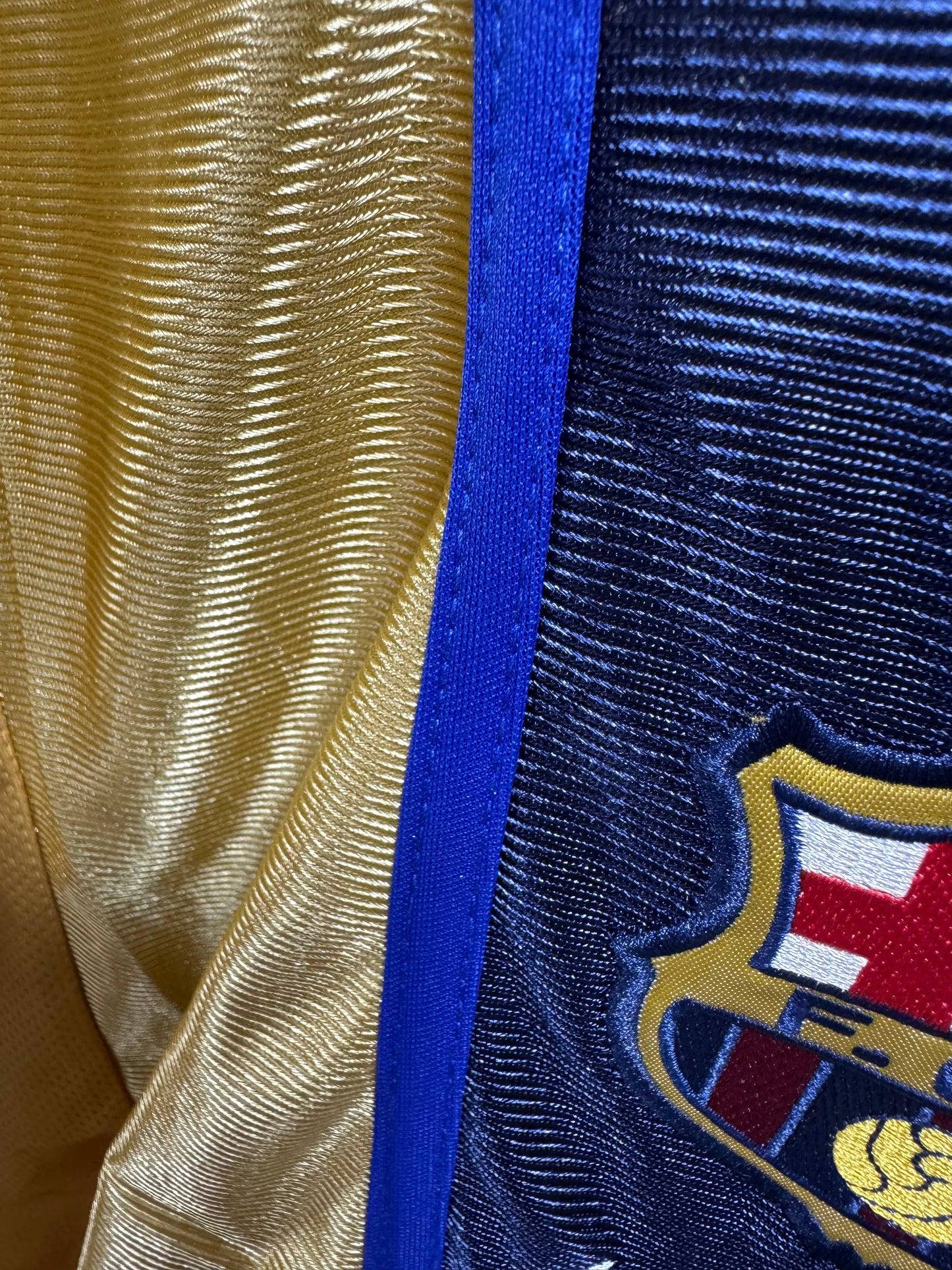 FC BARCELONA HOME 2001/02 RETRO JERSEY WITH LOGO | PREMIUM RETRO FOOTBALL JERSEY