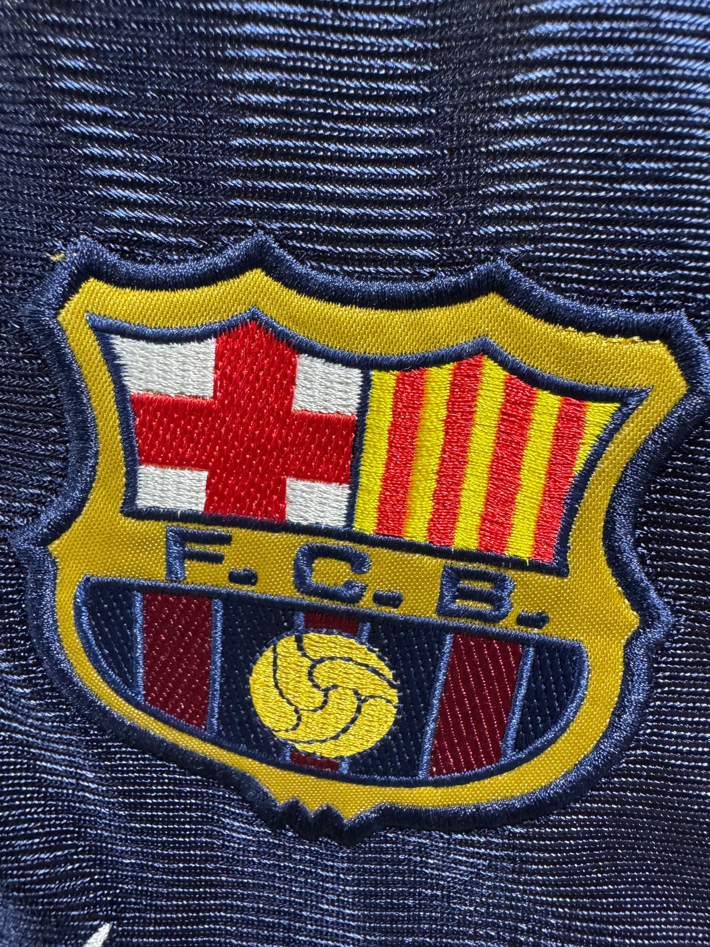 FC BARCELONA HOME 2001/02 RETRO JERSEY WITH LOGO | PREMIUM RETRO FOOTBALL JERSEY