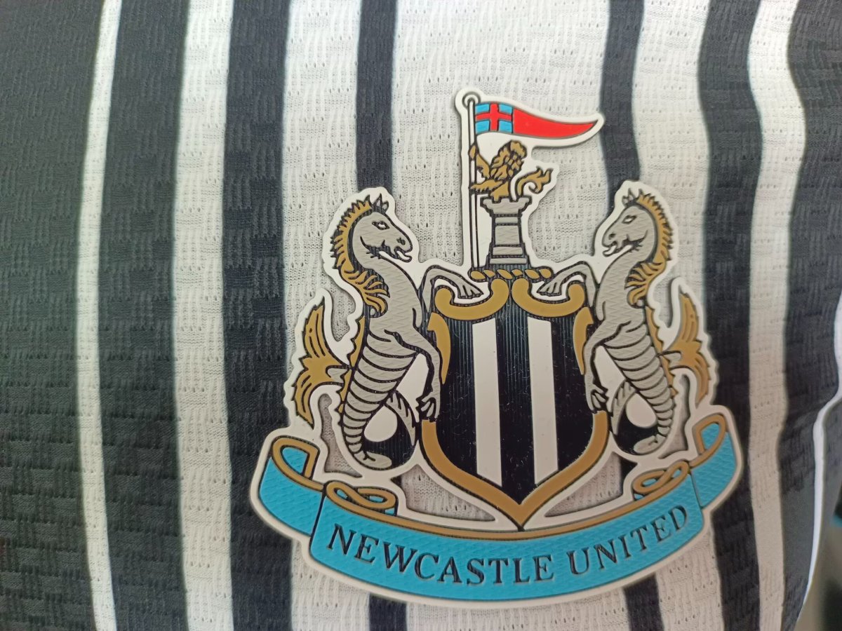 NEWCASTLE UNITED HOME 2026/27 PLAYER VERSION