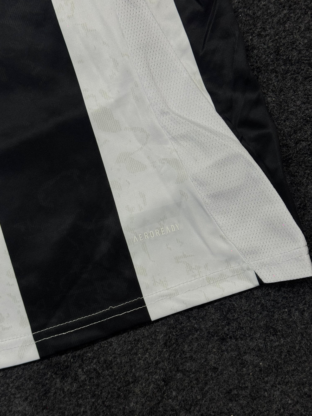 Juventus 2024/25 Home Jersey – Black & White Football jersey