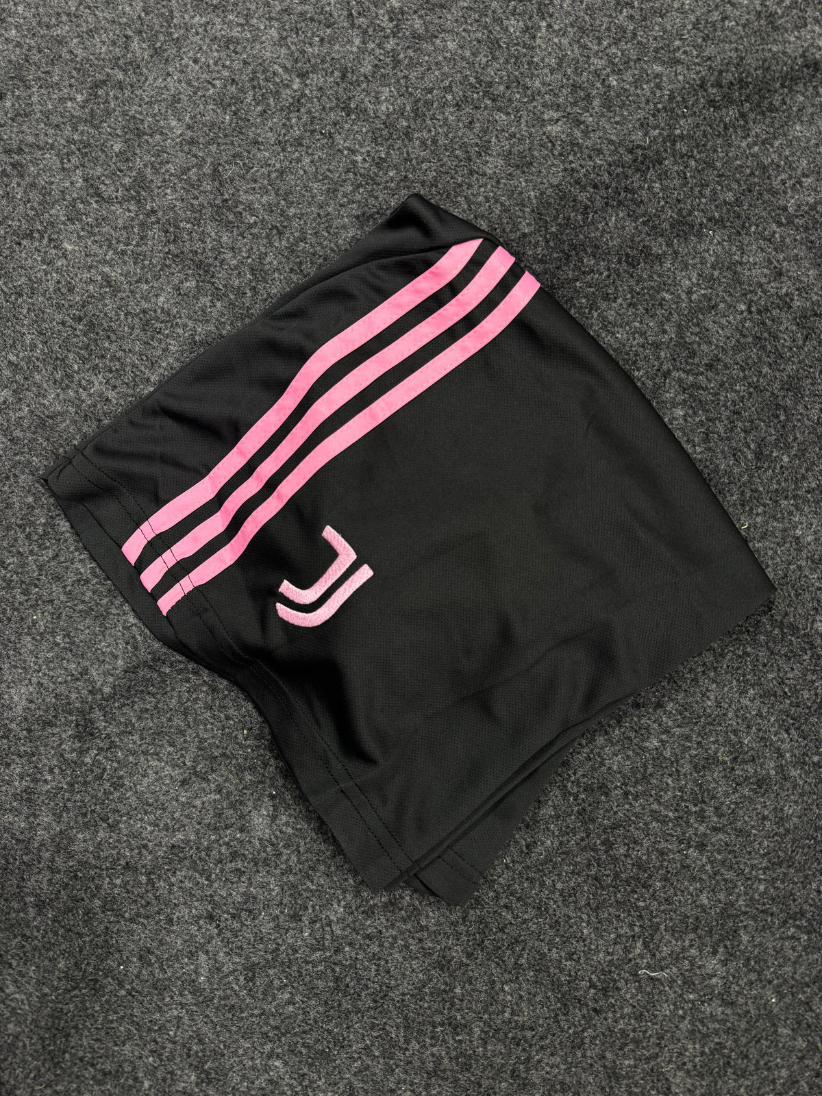 Juventus 2025/26 Home Jersey | Black & White Football Kit