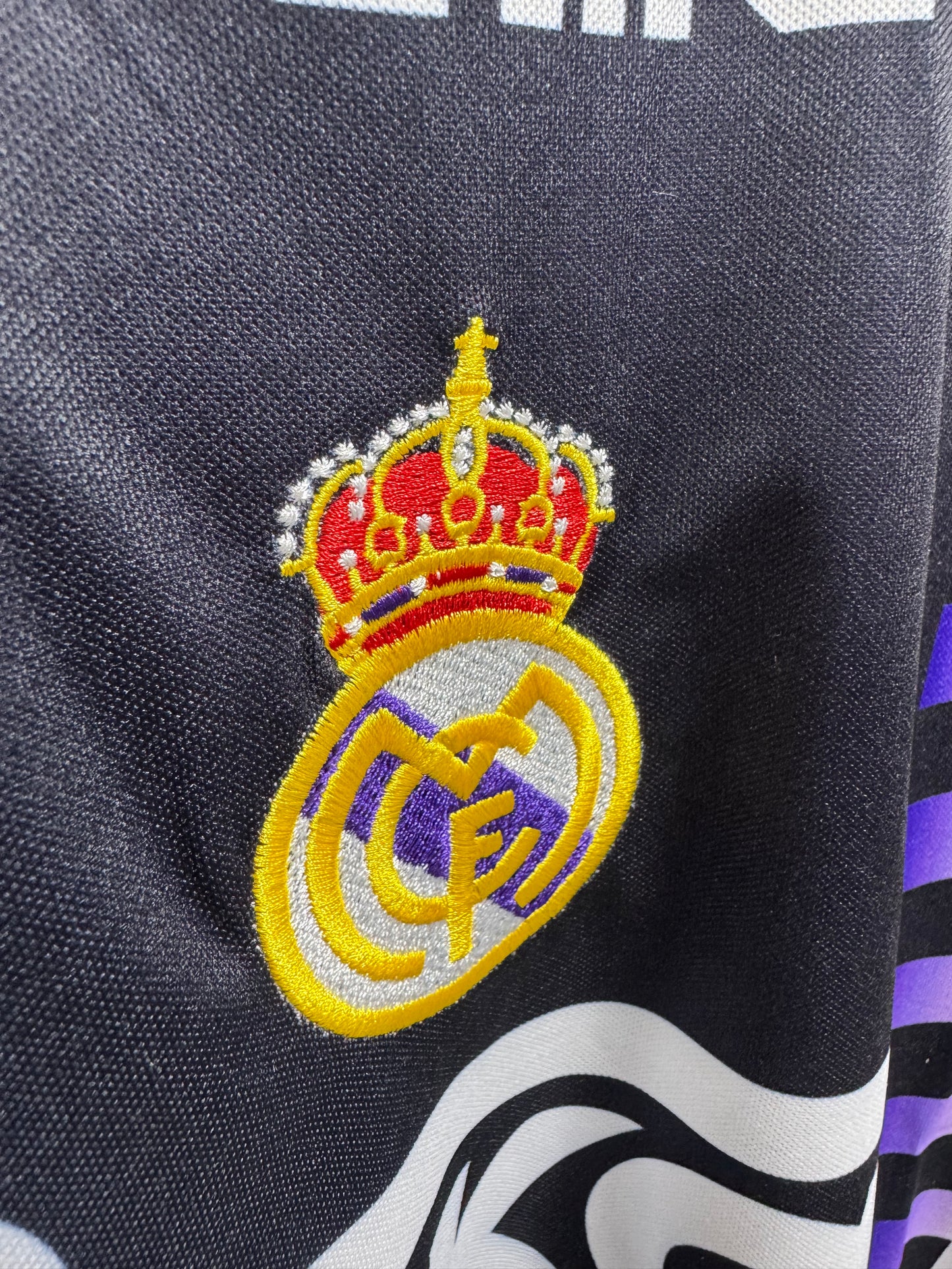 REAL MADRID HOME 1997/98 RETRO JERSEY WITH LOGO | PREMIUM RETRO FOOTBALL JERSEY