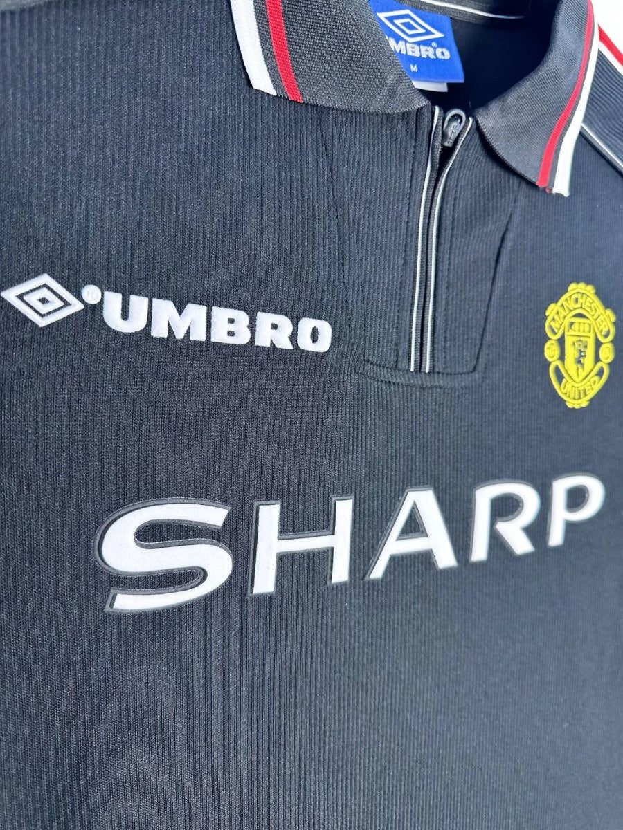 Manchester United 1998–99 Third/Away Retro Football Jersey