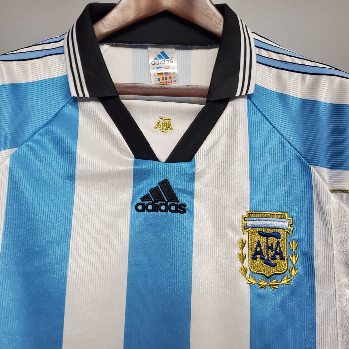 Argentina 1998–1999 Home Retro Football Jersey | Classic Argentina Kit
