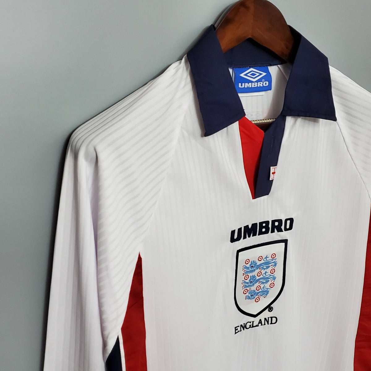 ENGLAND 1998 HOME RETRO FOOTBALL JERSEY – FULL SLEEVE