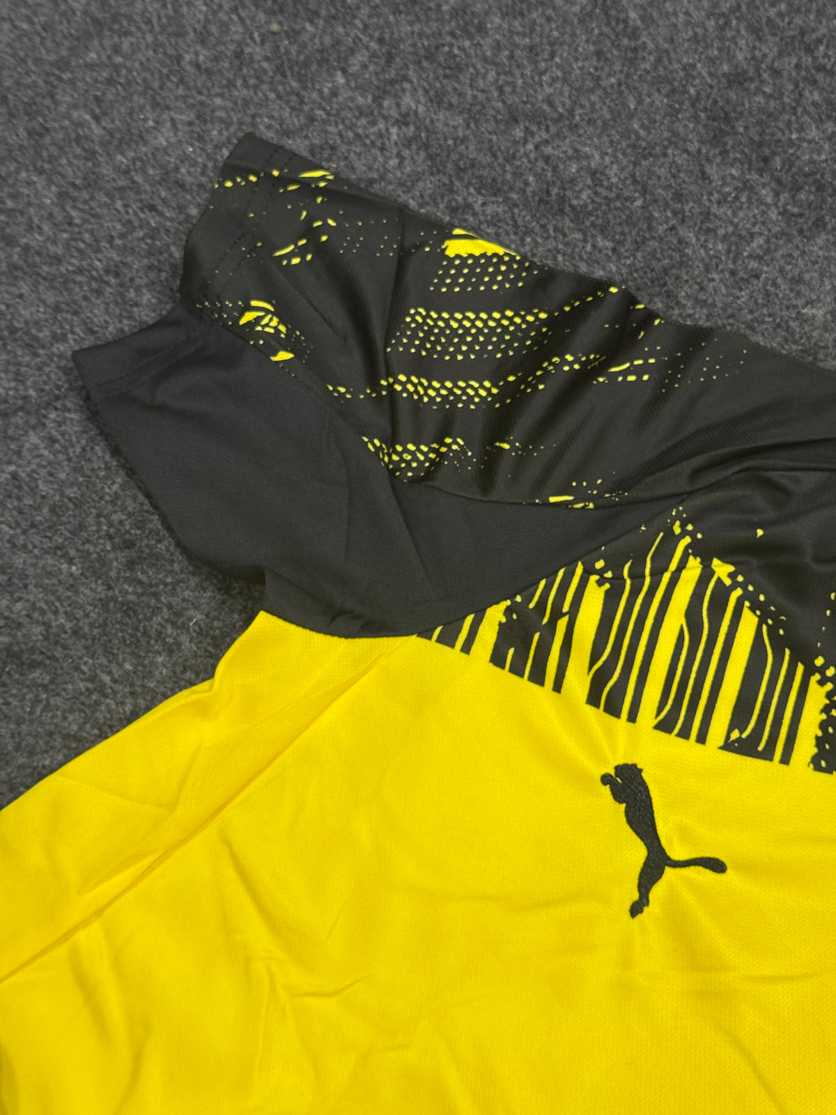 Dortmund 2025/26 Home Kit – Yellow & Black Football Jersey and Shorts Set