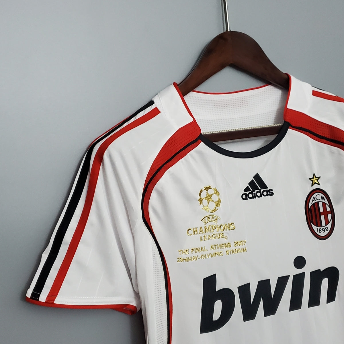 AC Milan 2006/07 Away Retro Jersey | White Football Shirt