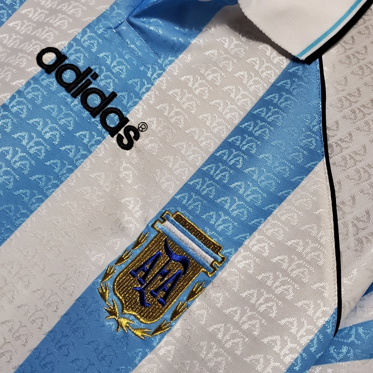 Argentina 1996–1997 Home Retro Football Jersey | Vintage Argentina Kit