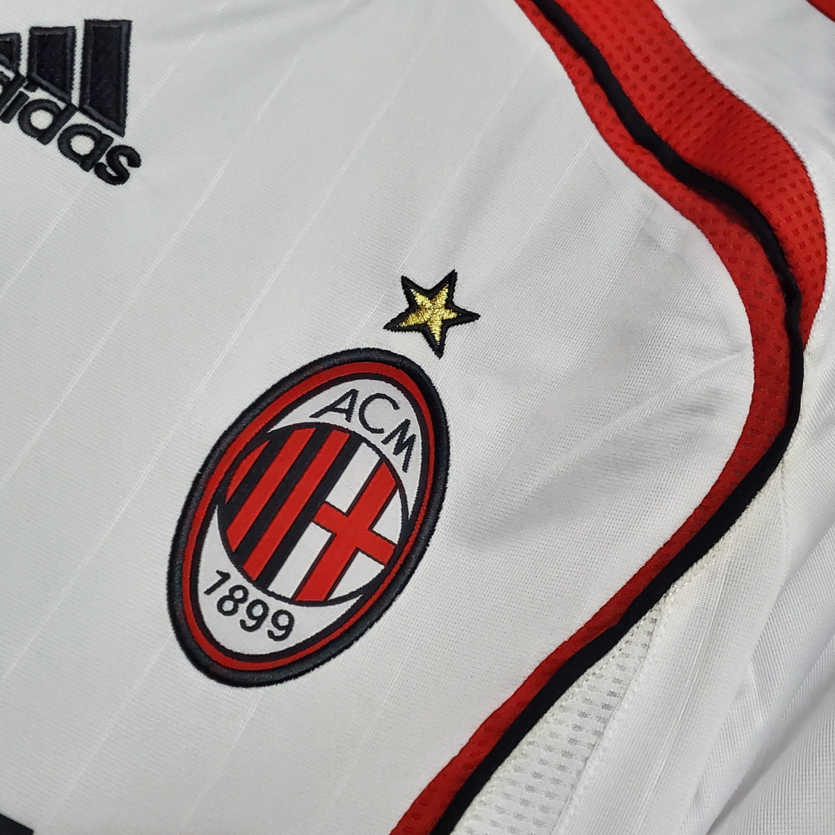 AC Milan 2006/07 Away Retro Jersey | White Football Shirt