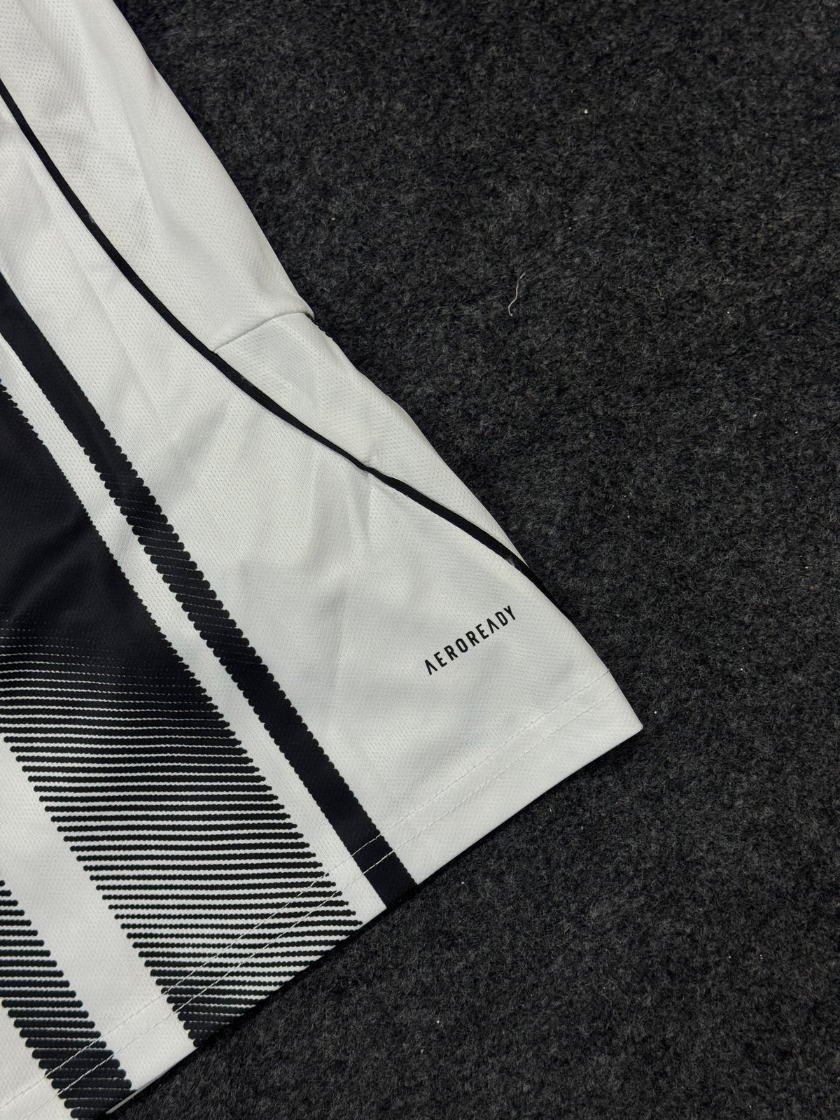 Juventus 2025/26 Home Jersey | Black & White Football Kit