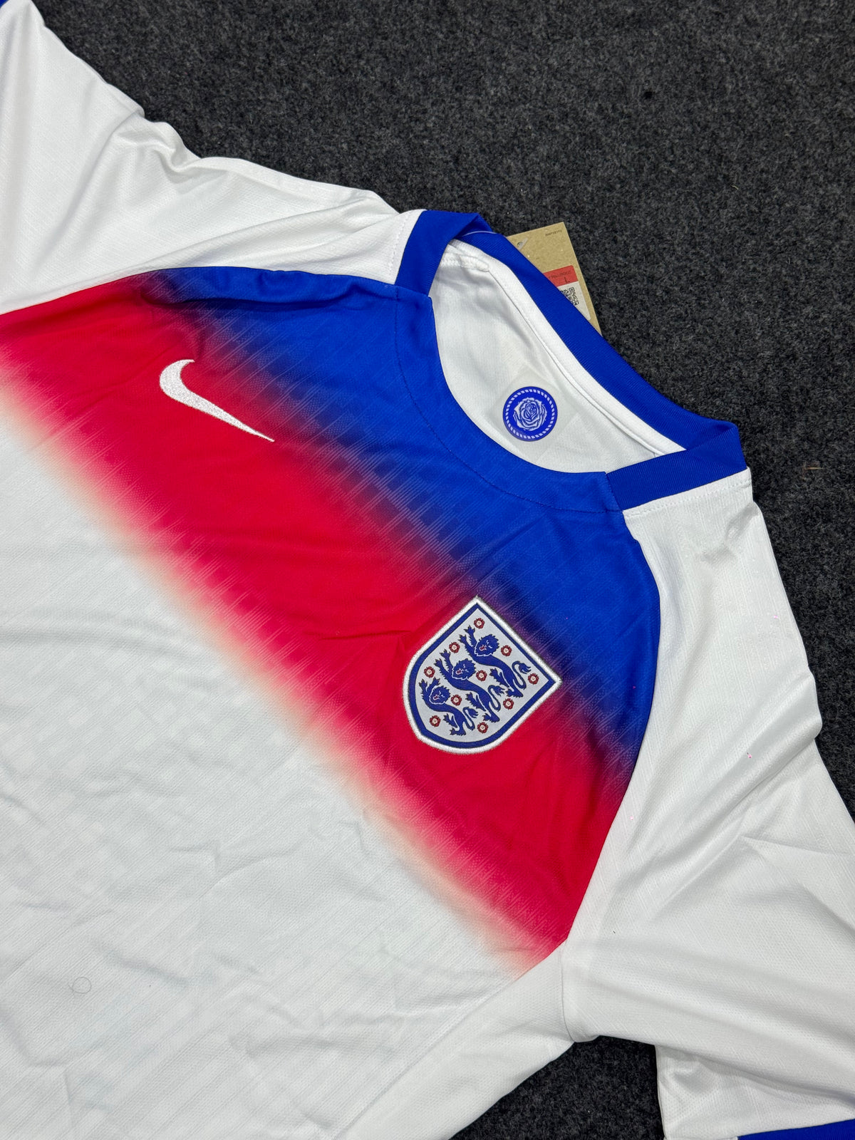 England 2025/26 Home Kit – White Football Jersey & Shorts Set