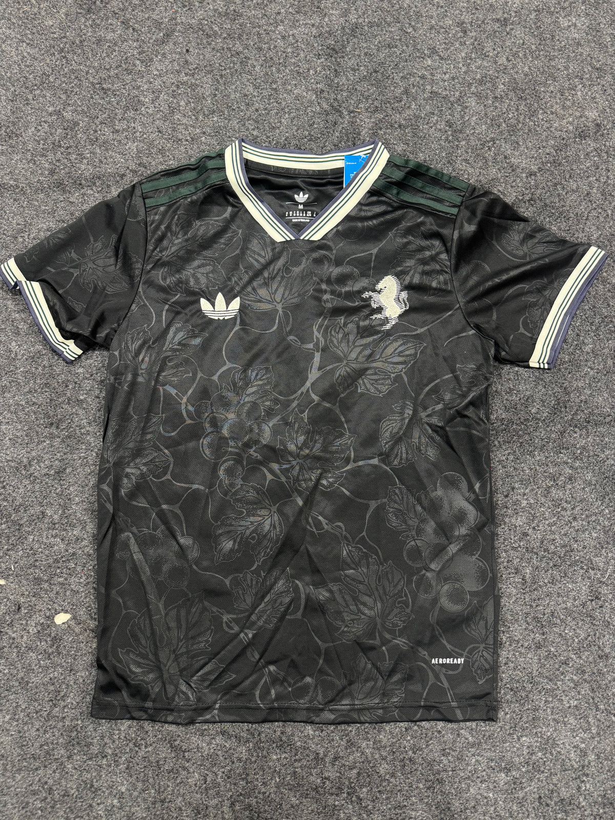 Juventus 2025/26 Third Jersey – Black Football Shirt