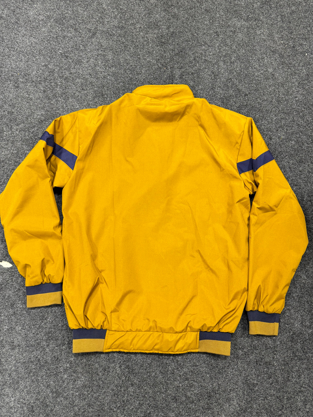 Vintage 90s Mustard Yellow & Navy Blue Windbreaker Jacket – Retro Full-Zip Streetwear