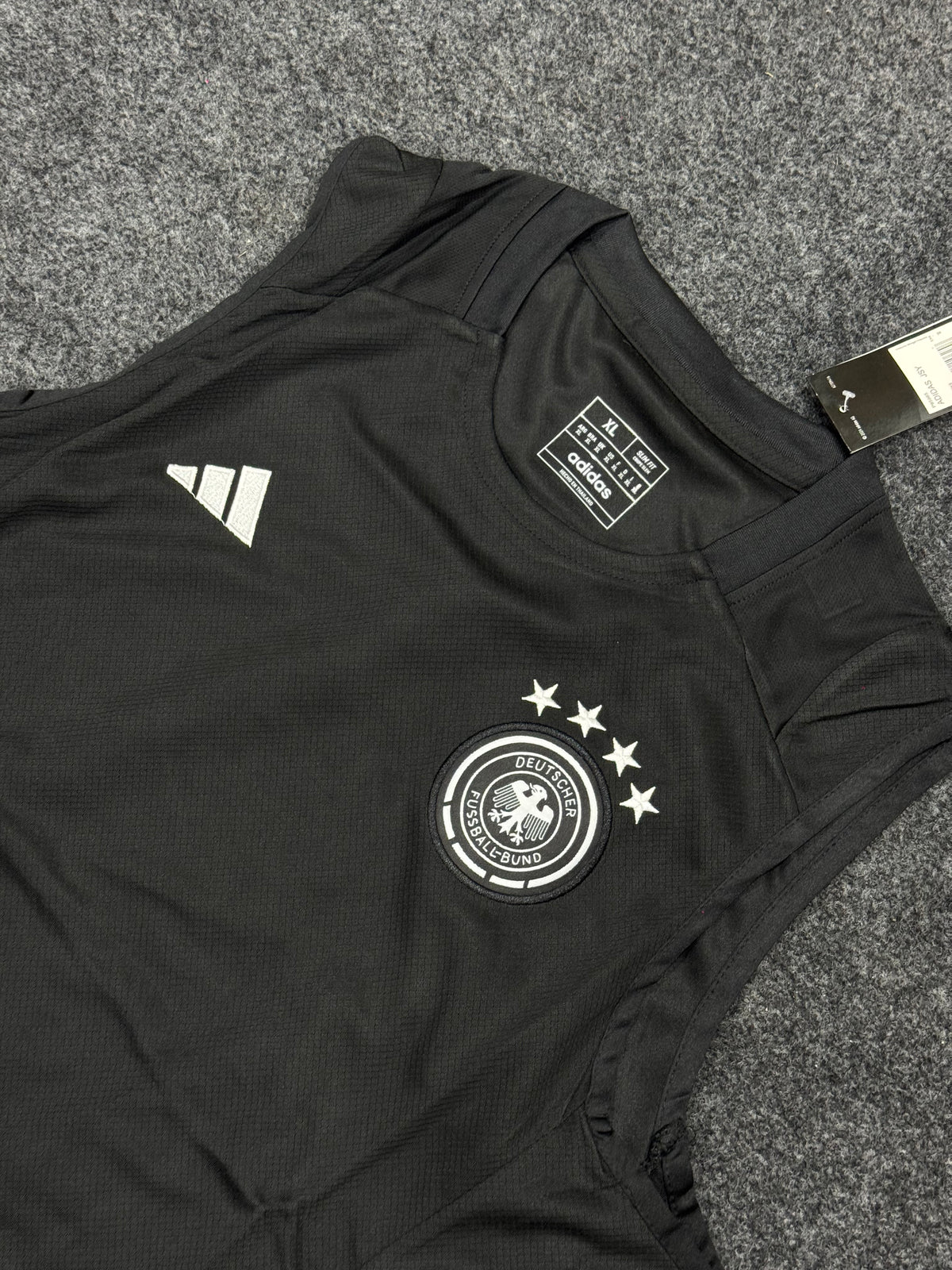 Germany Black Sleeveless Football Jersey with Shorts – Training Kit