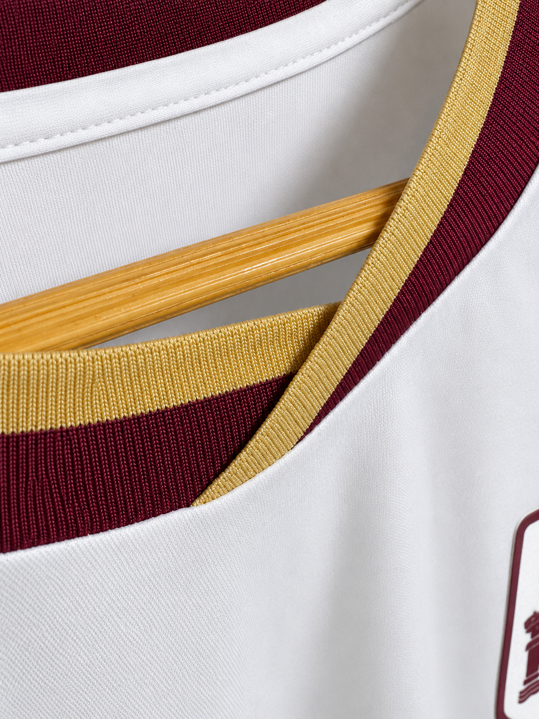SPAIN AWAY 2 STAR MASTER VERSION WITH LOGO | PREMIUM FOOTBALL JERSEY