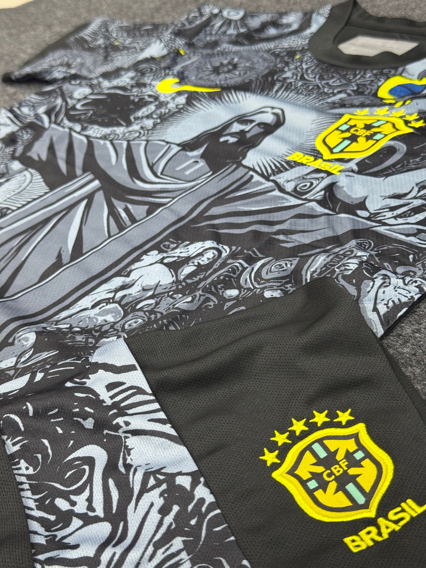 BRAZIL INSPIRED SPECIAL EDITION BLACK & GREY FOOTBALL TRAINING KIT SET