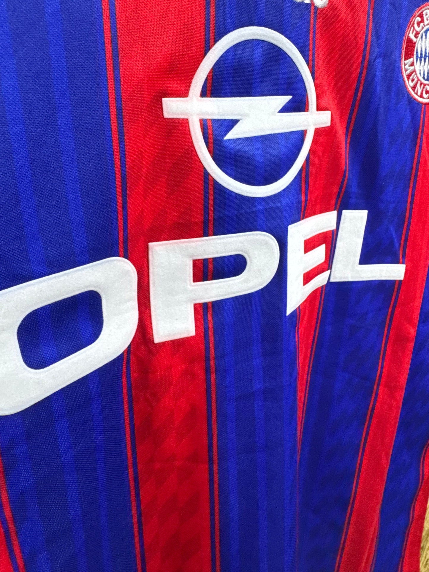 BAYERN MUNICH 1995/97 RETRO JERSEY WITH LOGO | PREMIUM RETRO FOOTBALL JERSEY
