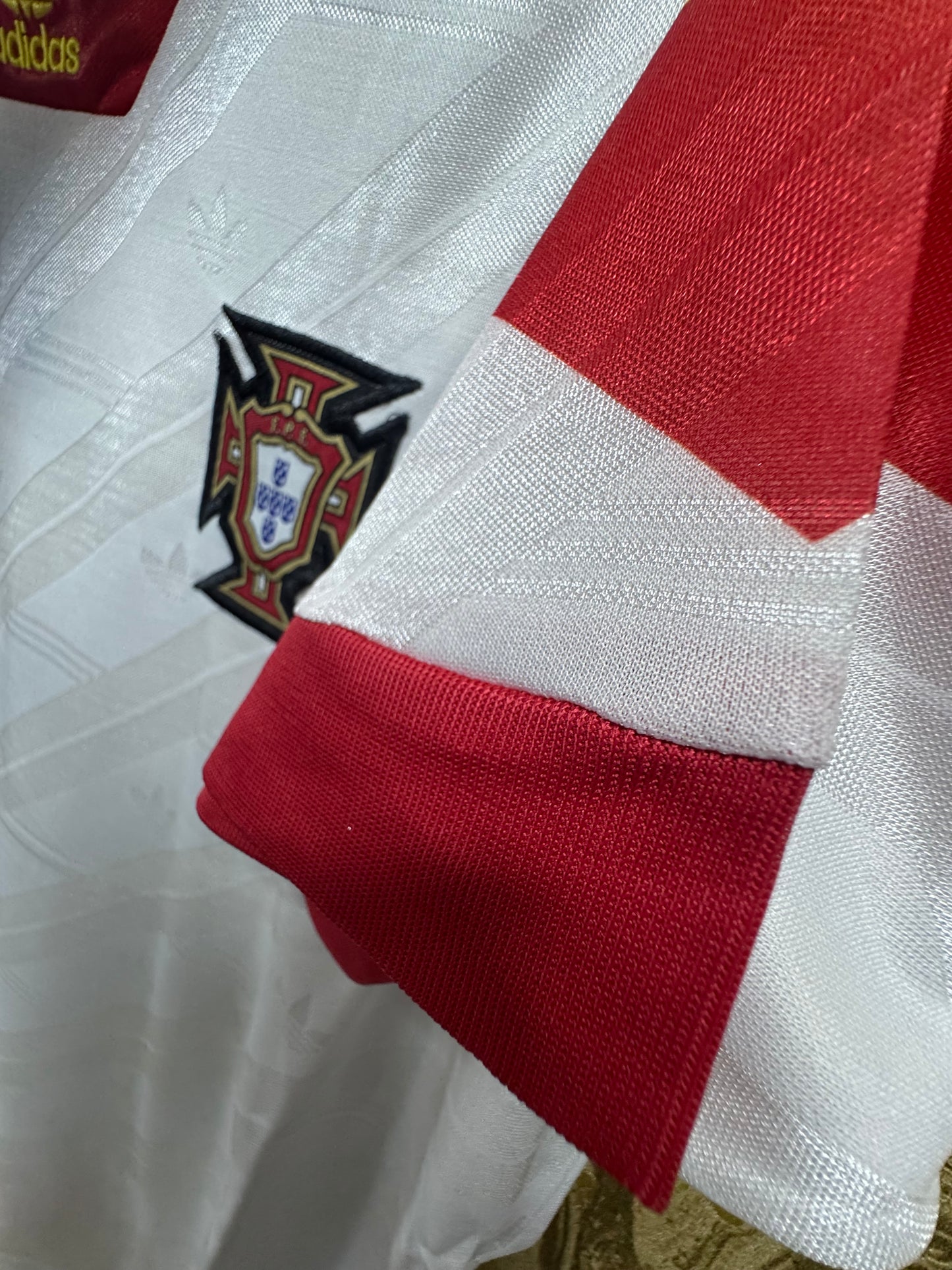 PORTUGAL AWAY 1992/94 RETRO JERSEY WITH LOGO | PREMIUM RETRO FOOTBALL JERSEY