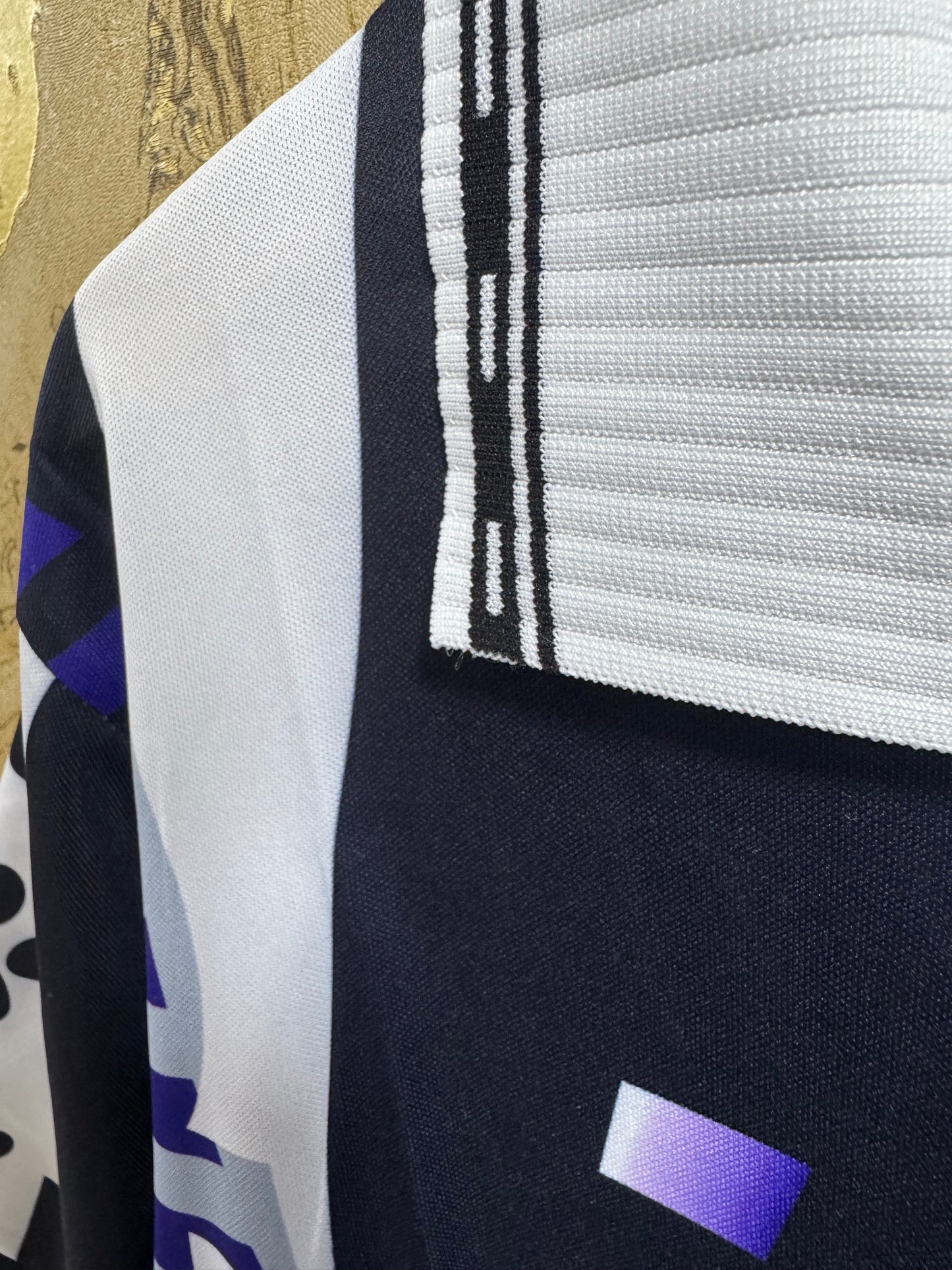 REAL MADRID HOME 1997/98 RETRO JERSEY WITH LOGO | PREMIUM RETRO FOOTBALL JERSEY