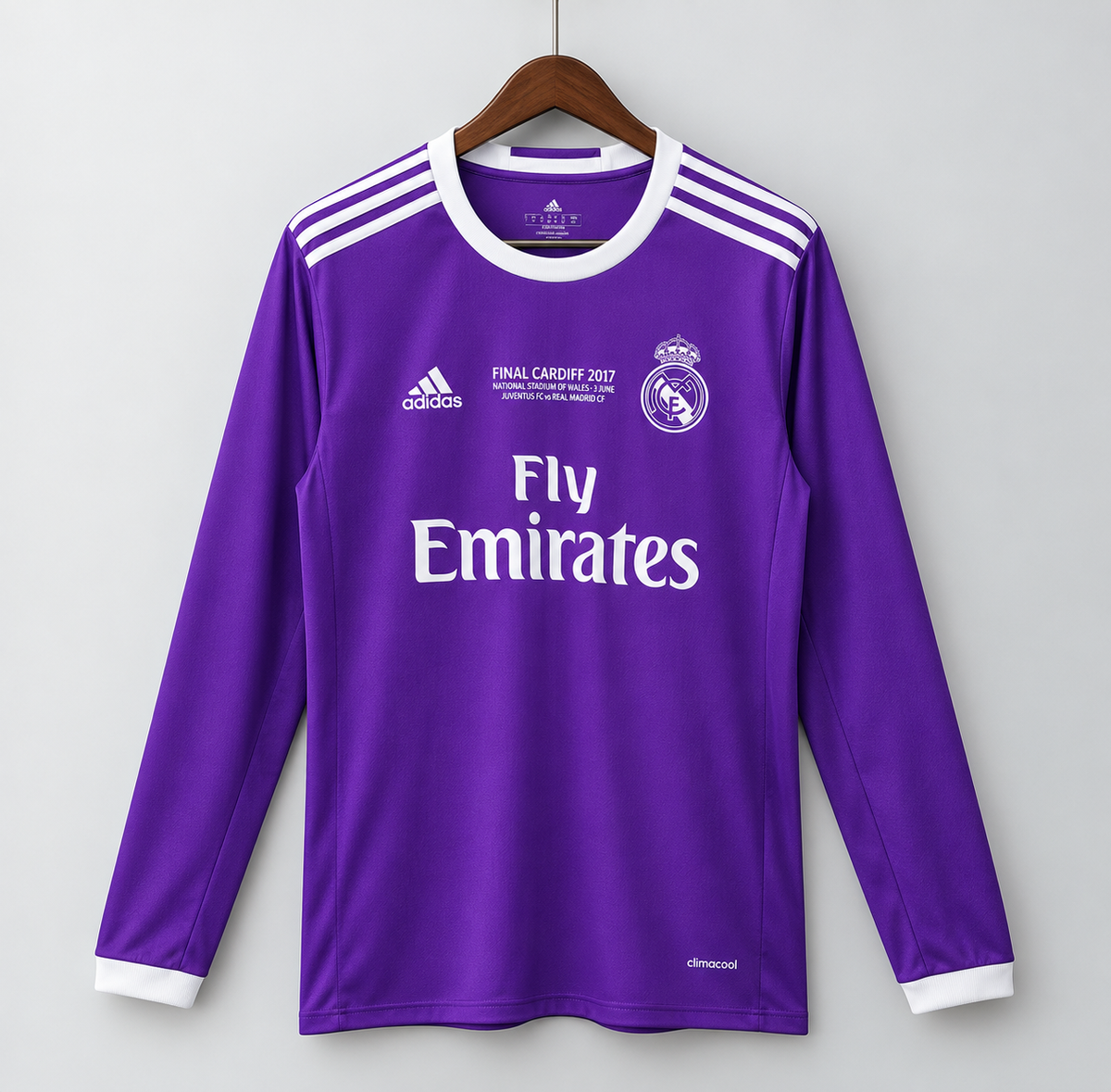 REAL MADRID 2016–17 AWAY RETRO FOOTBALL JERSEY – LONG SLEEVE