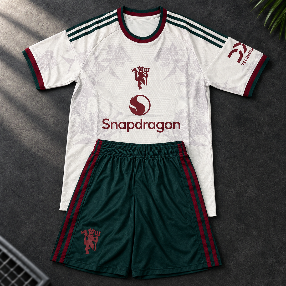 MANCHESTER UNITED THIRD 2026/27 PLAYER VERSION JERSEY & SHORTS SET