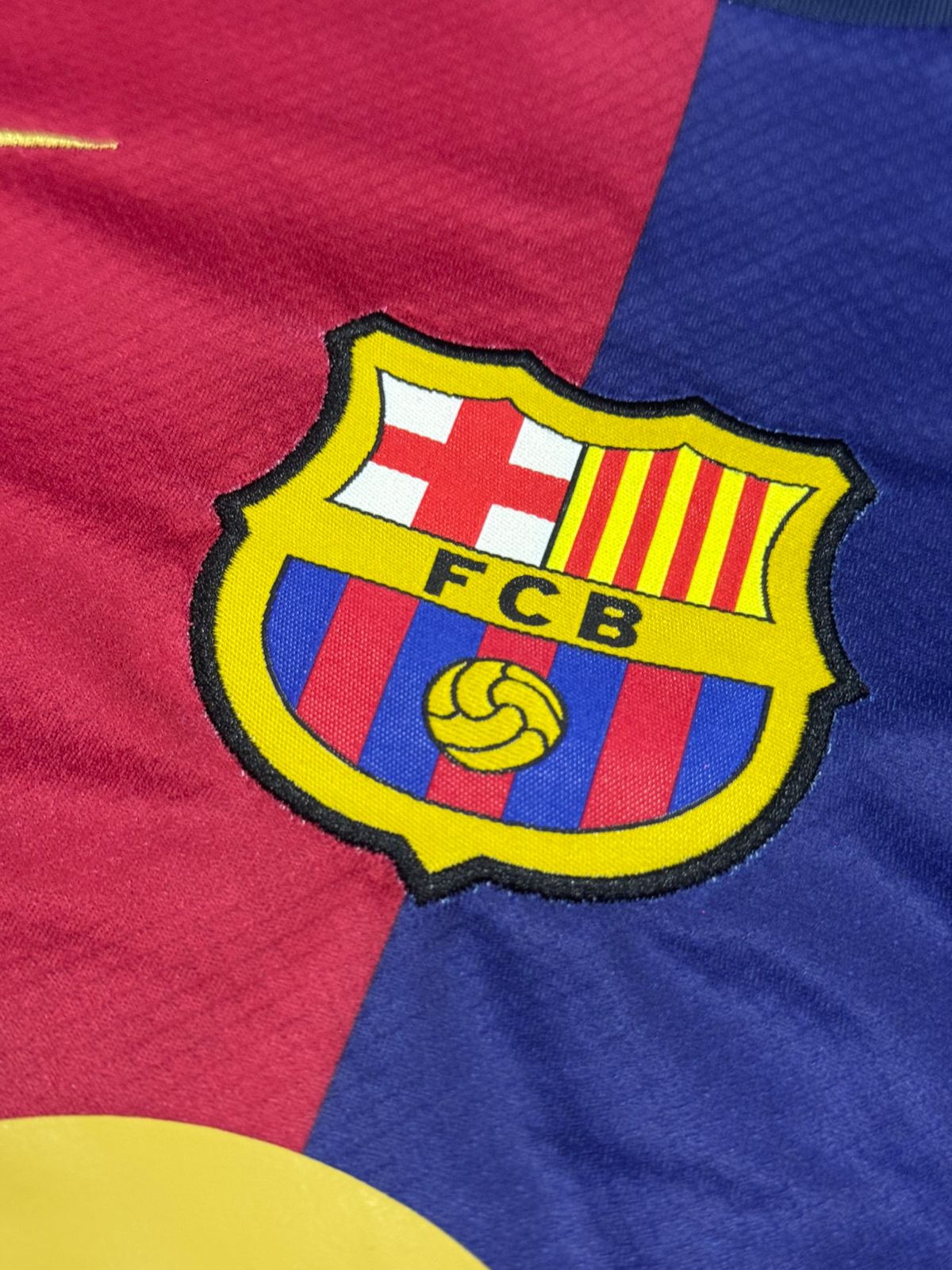 FC BARCELONA 2024/25 HOME FOOTBALL KIT INSPIRED SET – JERSEY & SHORTS (RED & BLUE EDITION)