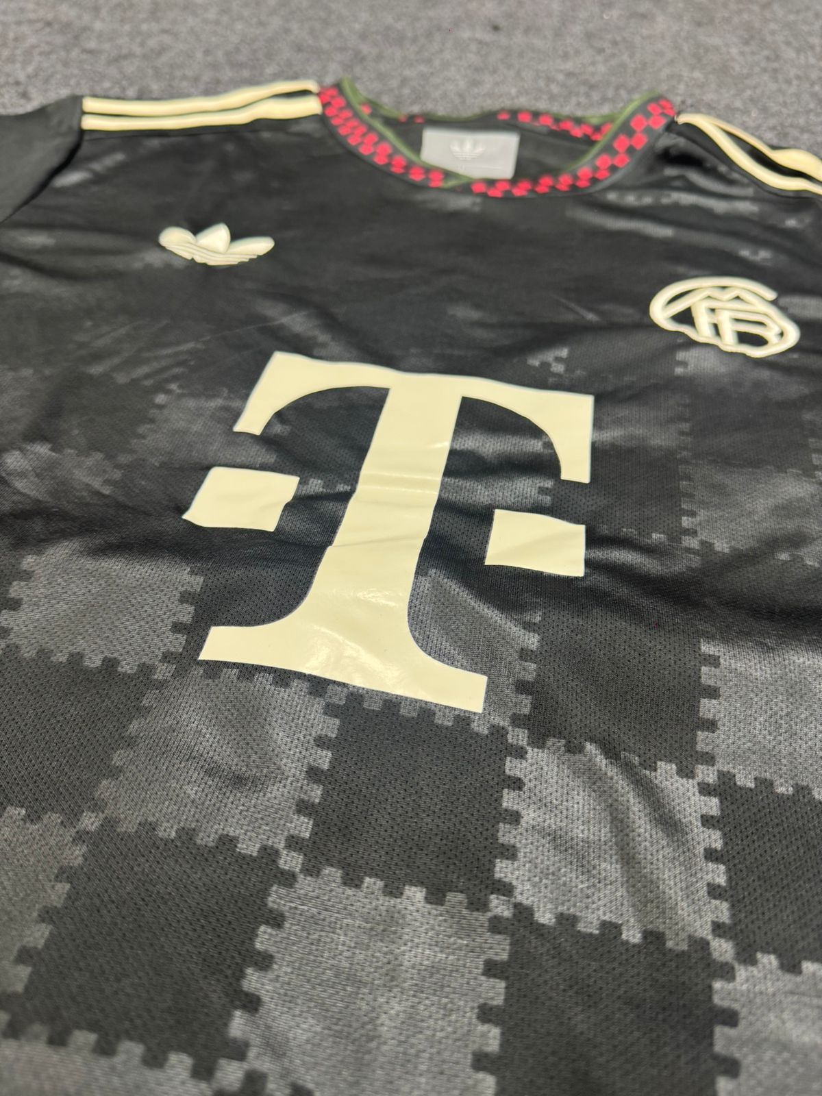 BAYERN MUNICH THIRD 2025/26 KIT – JERSEY & SHORTS