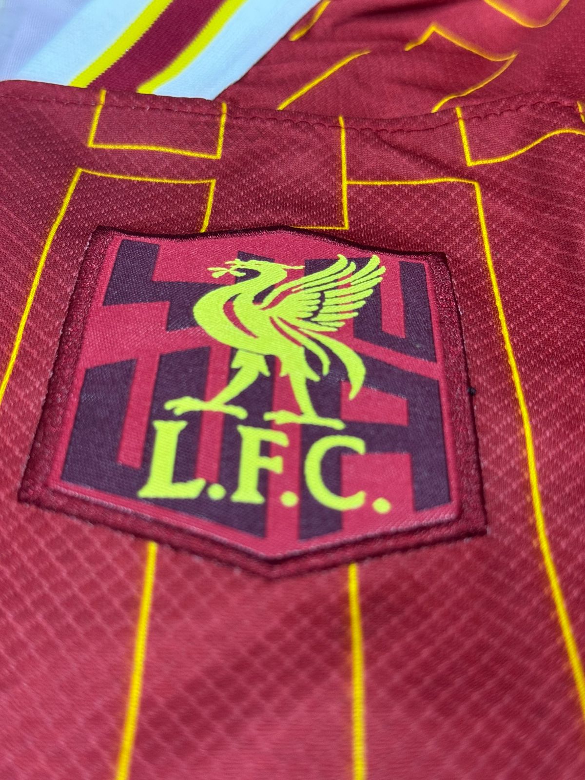 LIVERPOOL HOME JERSEY 2024/25 – JERSEY & SHORTS SET