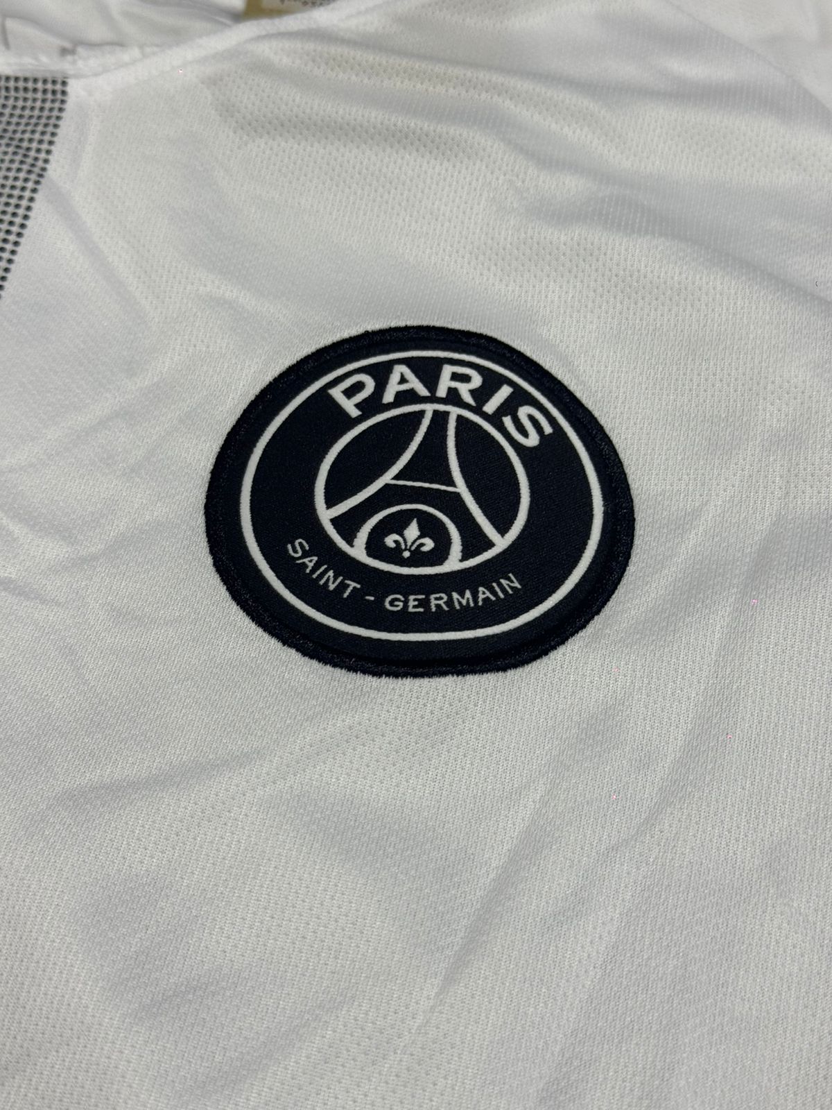 PARIS SAINT-GERMAIN WHITE 2018/19 JERSEY & SHORTS SET