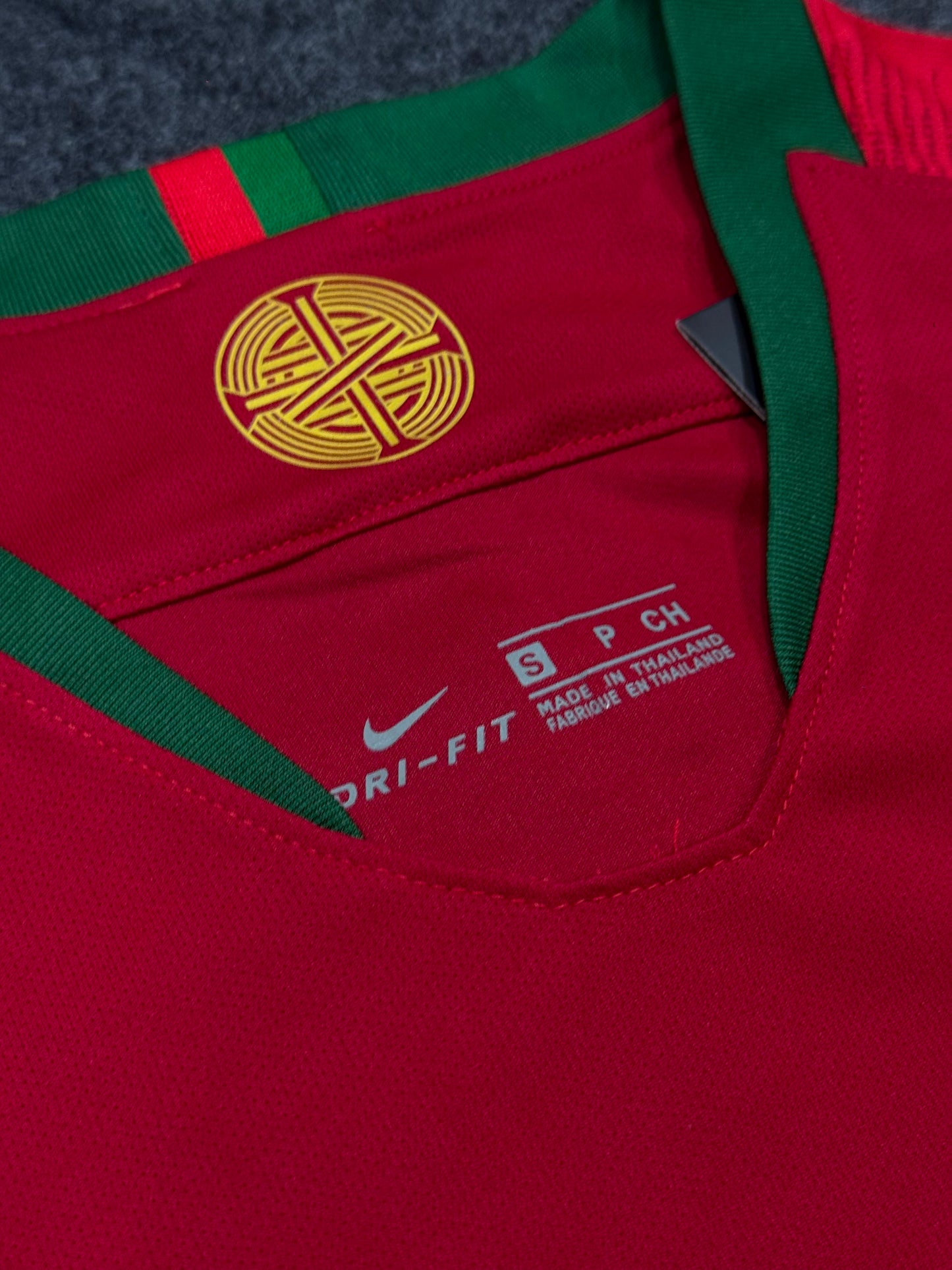PORTUGAL 2018 HOME JERSEY WITH LOGO | PREMIUM NATIONAL TEAM FOOTBALL JERSEY