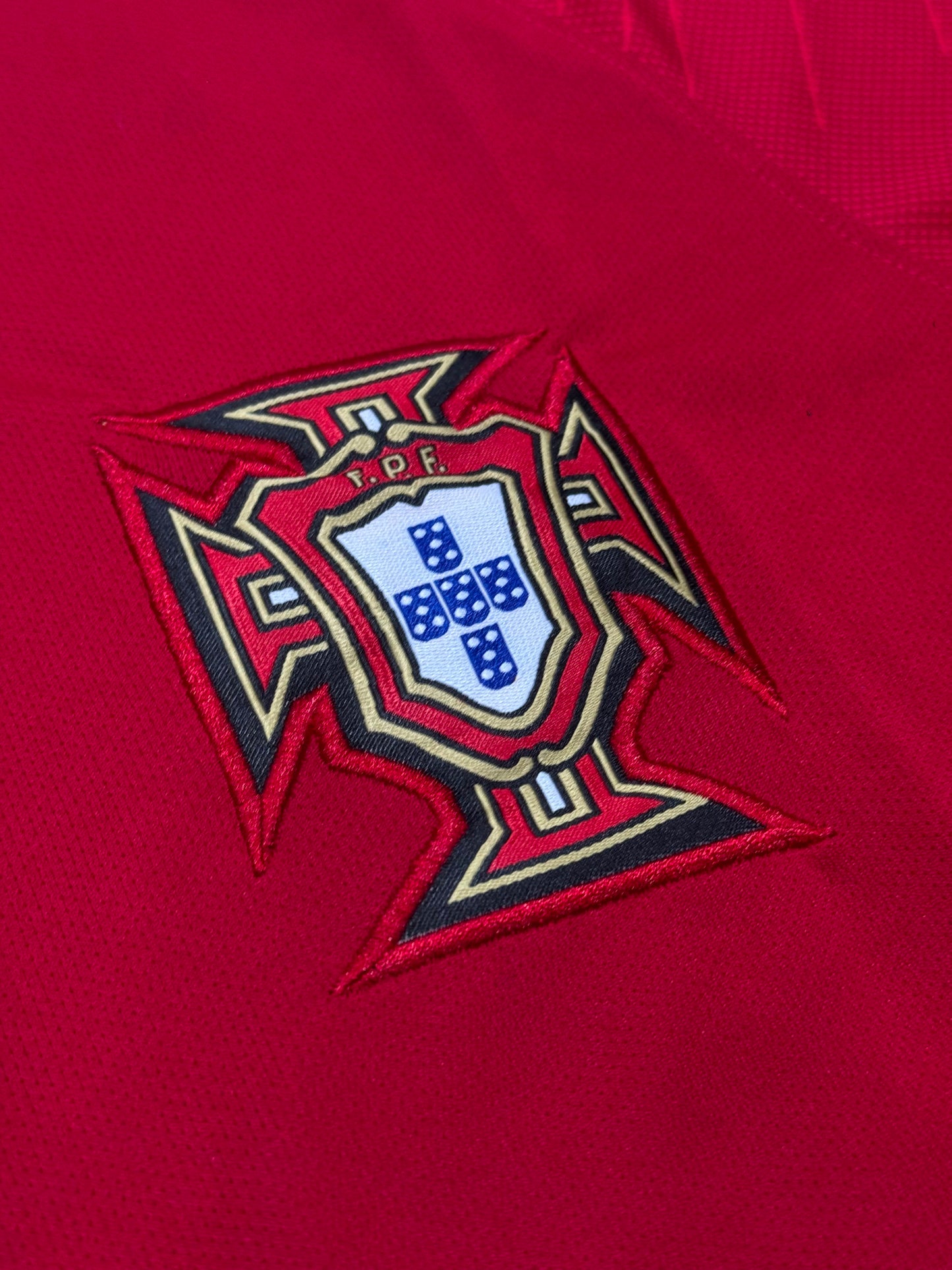PORTUGAL 2018 HOME JERSEY WITH LOGO | PREMIUM NATIONAL TEAM FOOTBALL JERSEY
