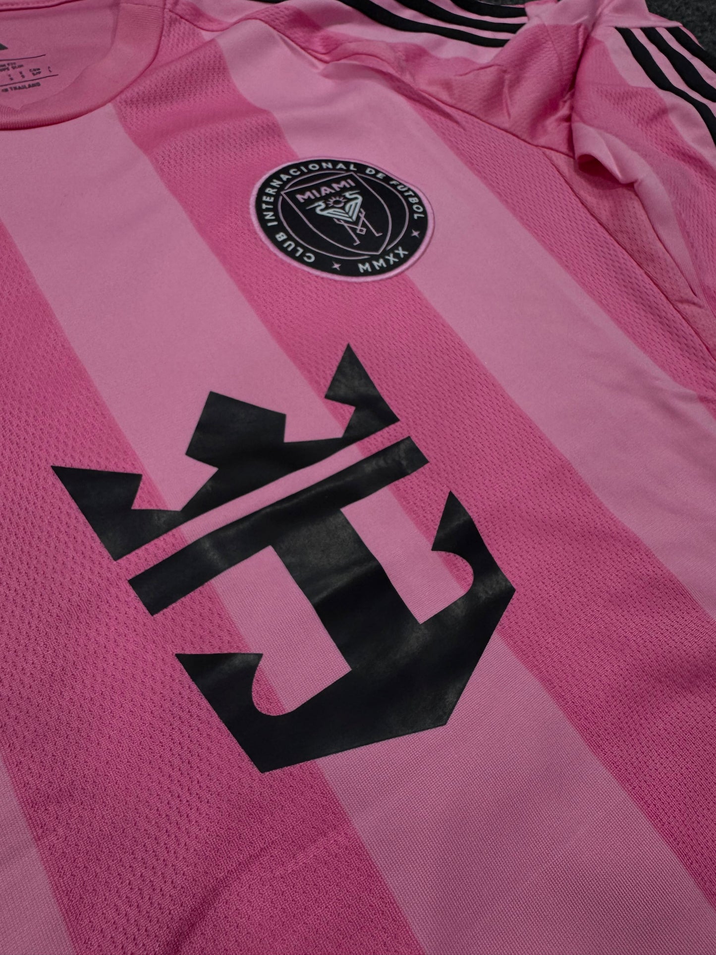 INTER MIAMI CF HOME 2024/25 LONG SLEEVE JERSEYPLAYER VERSION  WITH LOGO | PREMIUM FOOTBALL JERSEY