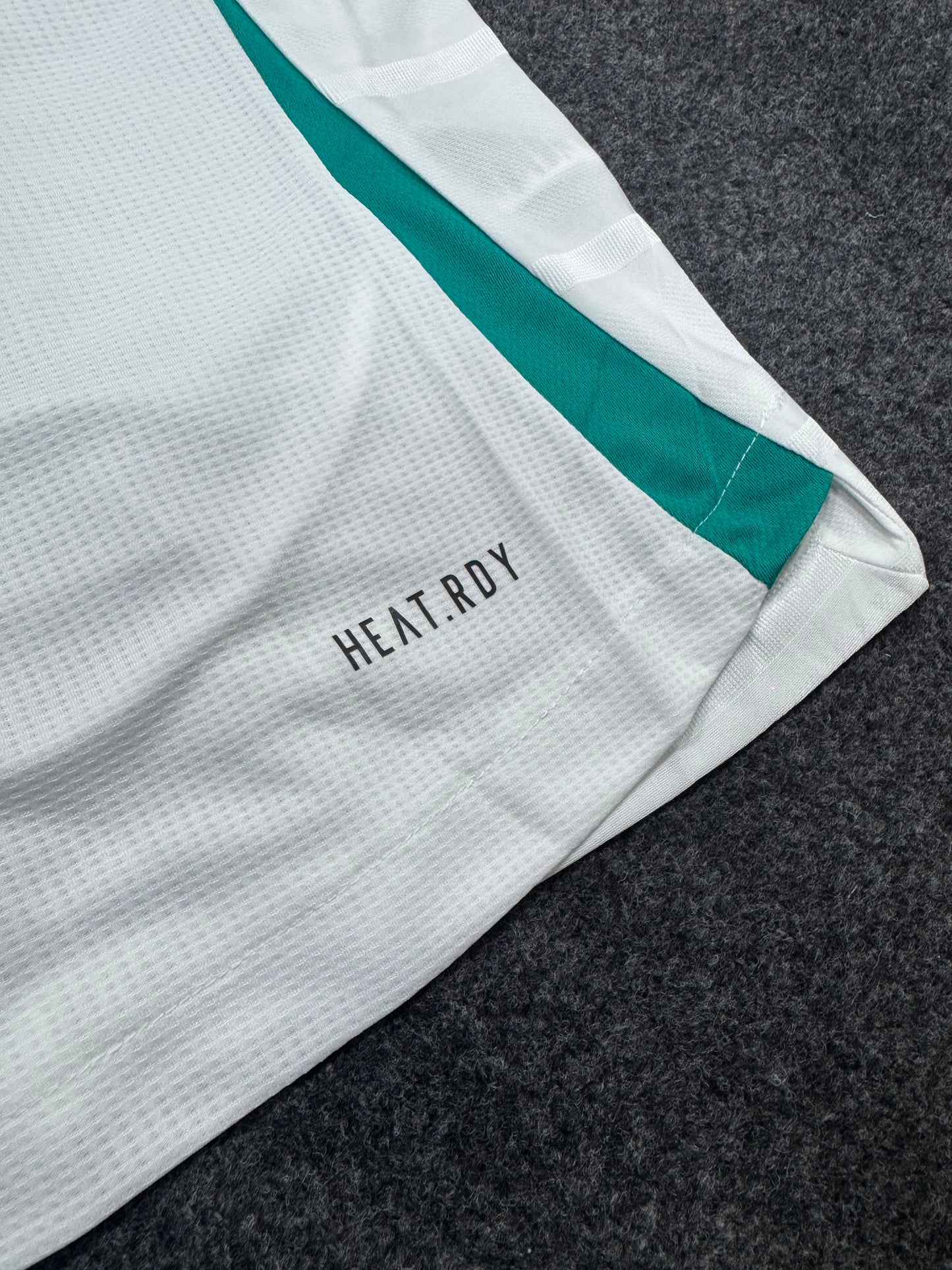 SANTOS FC AWAY 2025 JERSEY WITH LOGO | PREMIUM FOOTBALL JERSEY