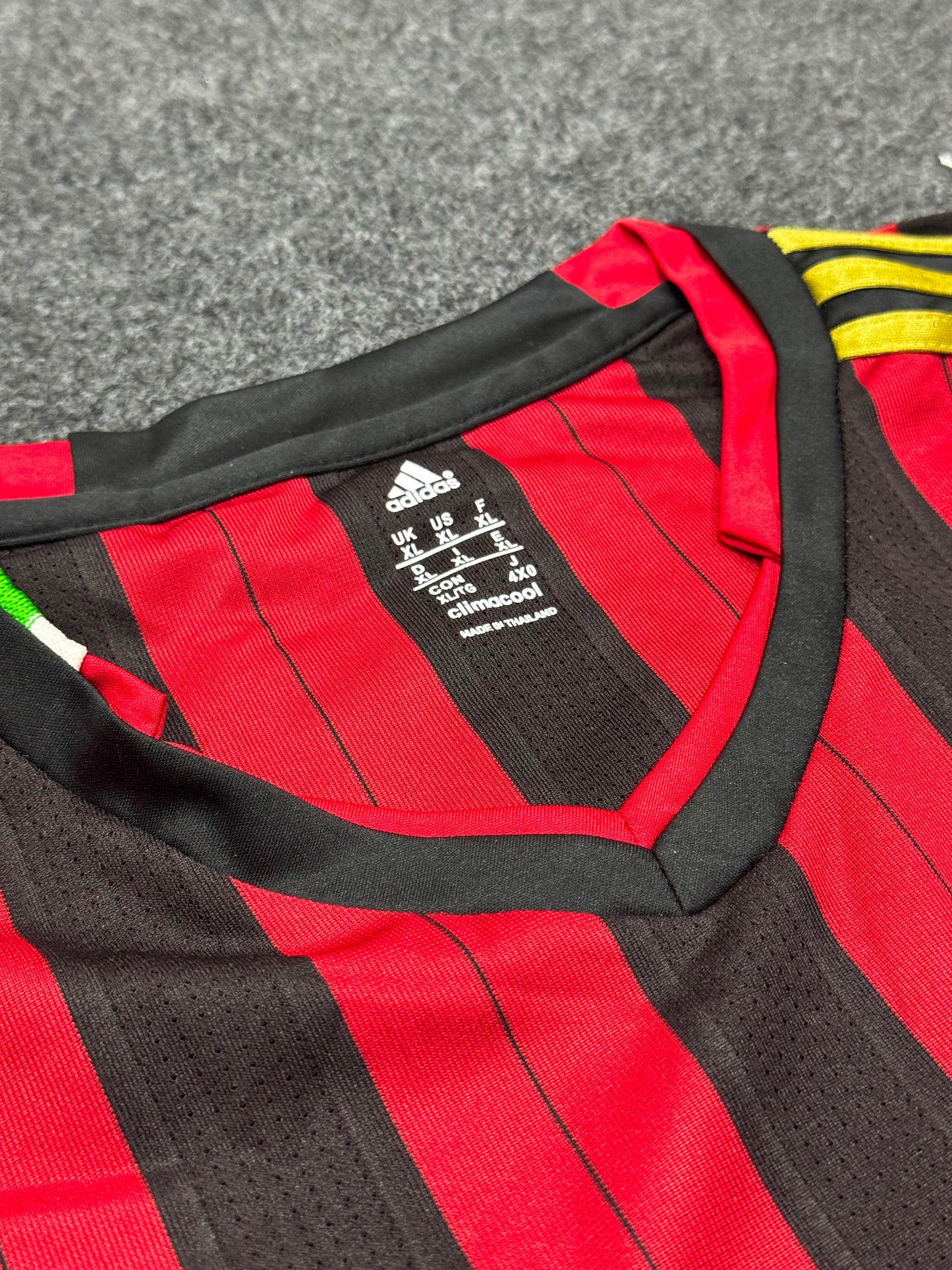 AC MILAN RETRO 2013/14 HOME LONG SLEEVE JERSEY WITH LOGO | PREMIUM RETRO FOOTBALL JERSEY
