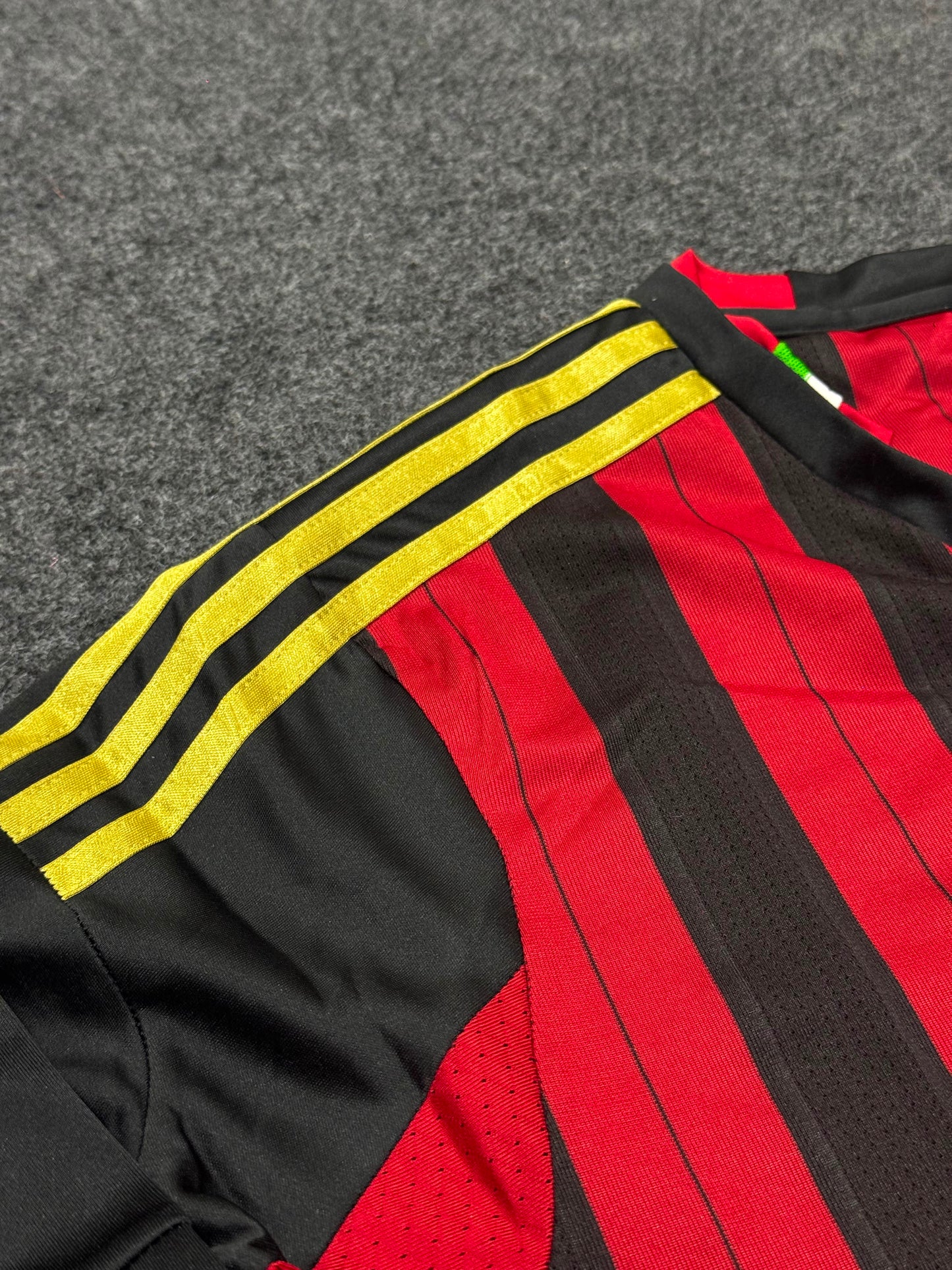 AC MILAN RETRO 2013/14 HOME LONG SLEEVE JERSEY WITH LOGO | PREMIUM RETRO FOOTBALL JERSEY