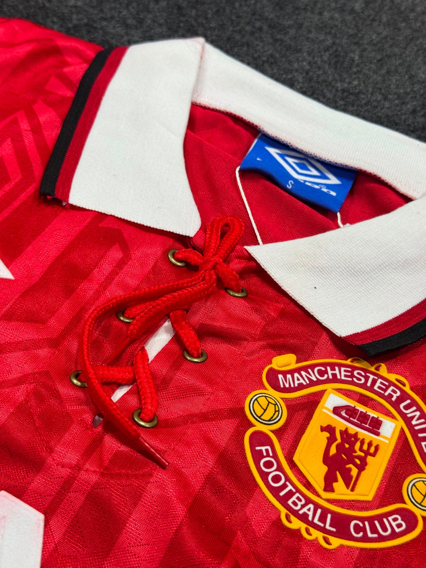 MANCHESTER UNITED RETRO 1992/94 HOME JERSEY WITH LOGO | PREMIUM RETRO FOOTBALL JERSEY