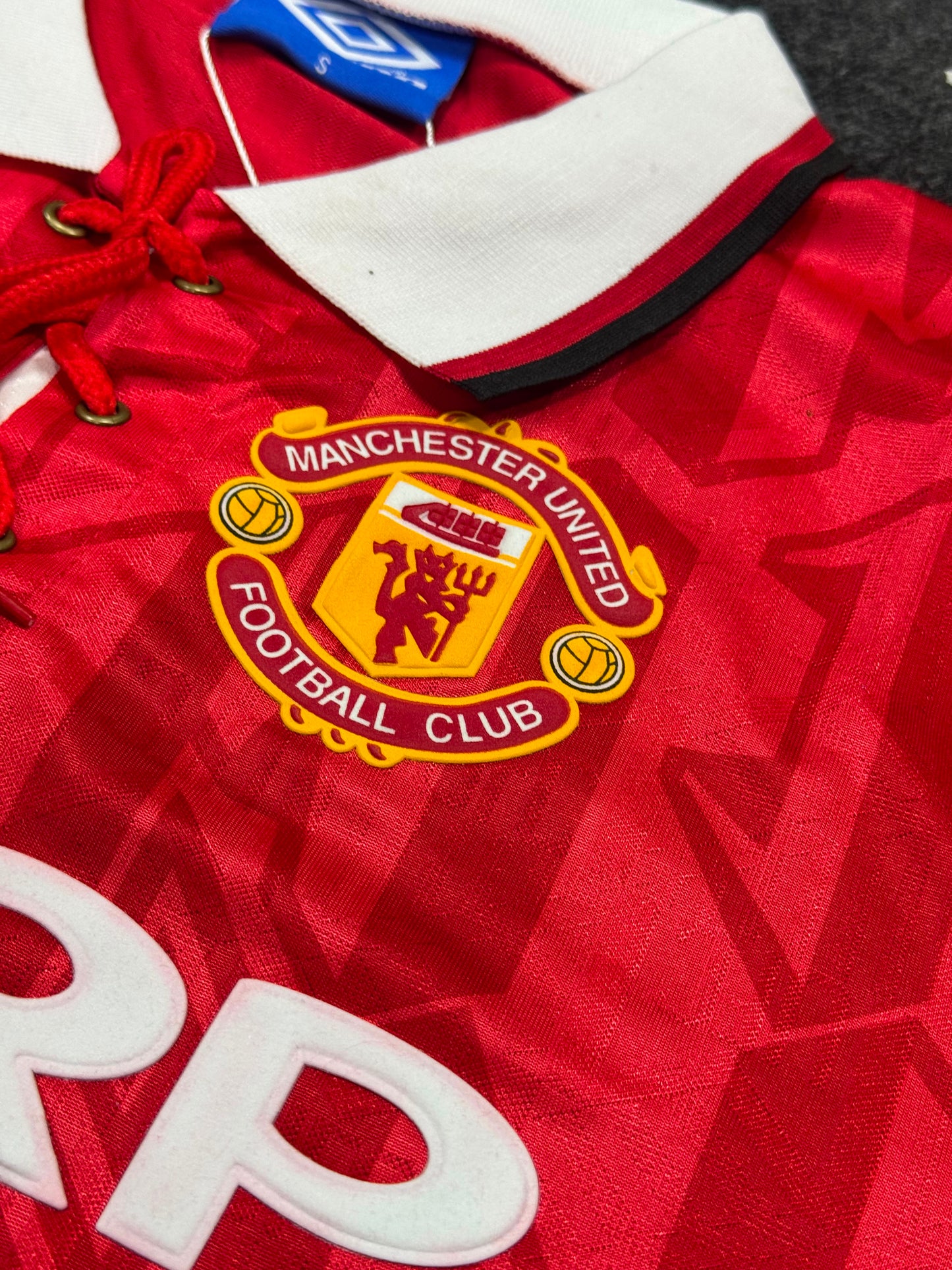 MANCHESTER UNITED RETRO 1992/94 HOME JERSEY WITH LOGO | PREMIUM RETRO FOOTBALL JERSEY