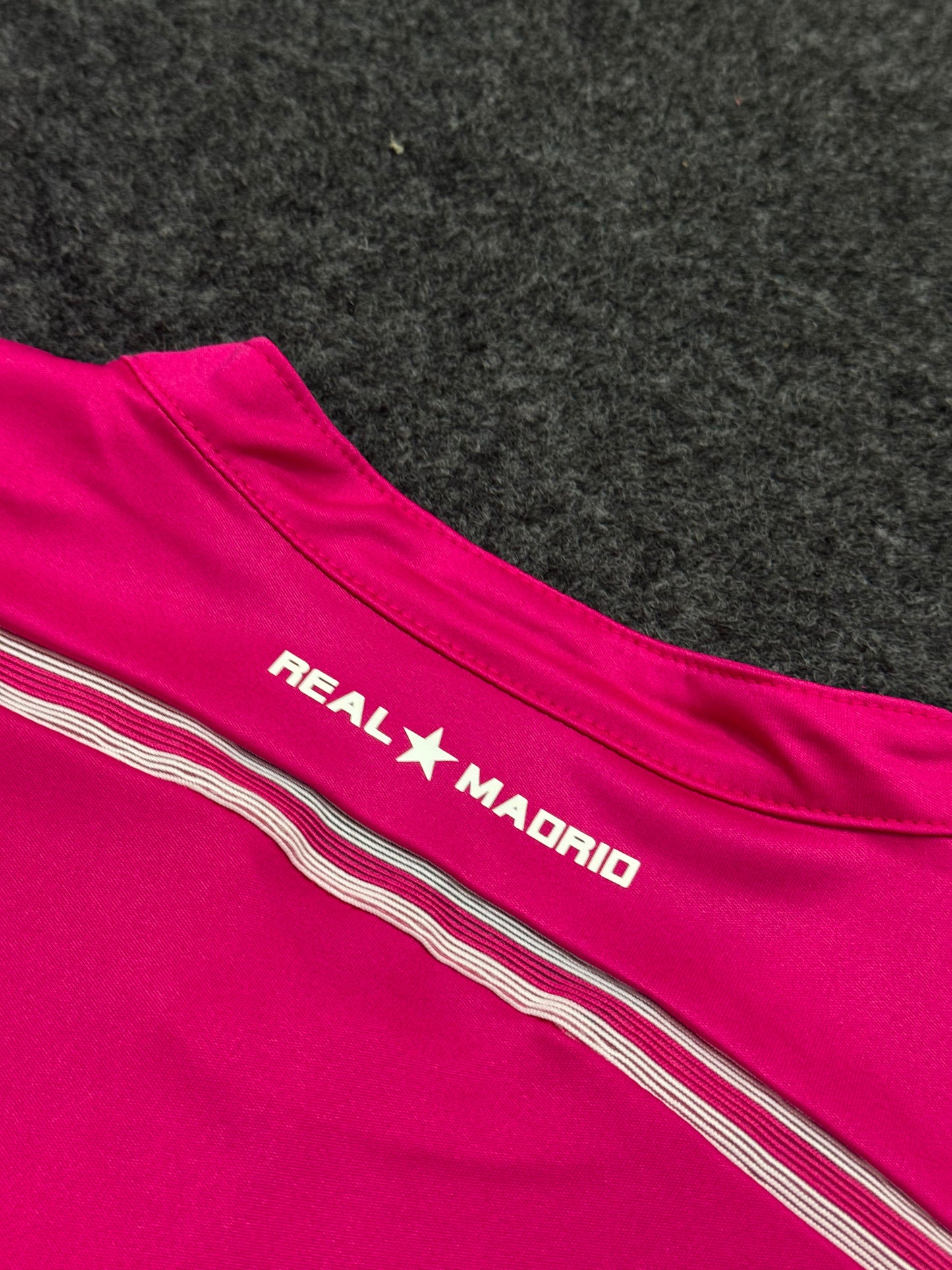 REAL MADRID RETRO 2014/15 THIRD PINK JERSEY WITH LOGO | PREMIUM RETRO FOOTBALL JERSEY