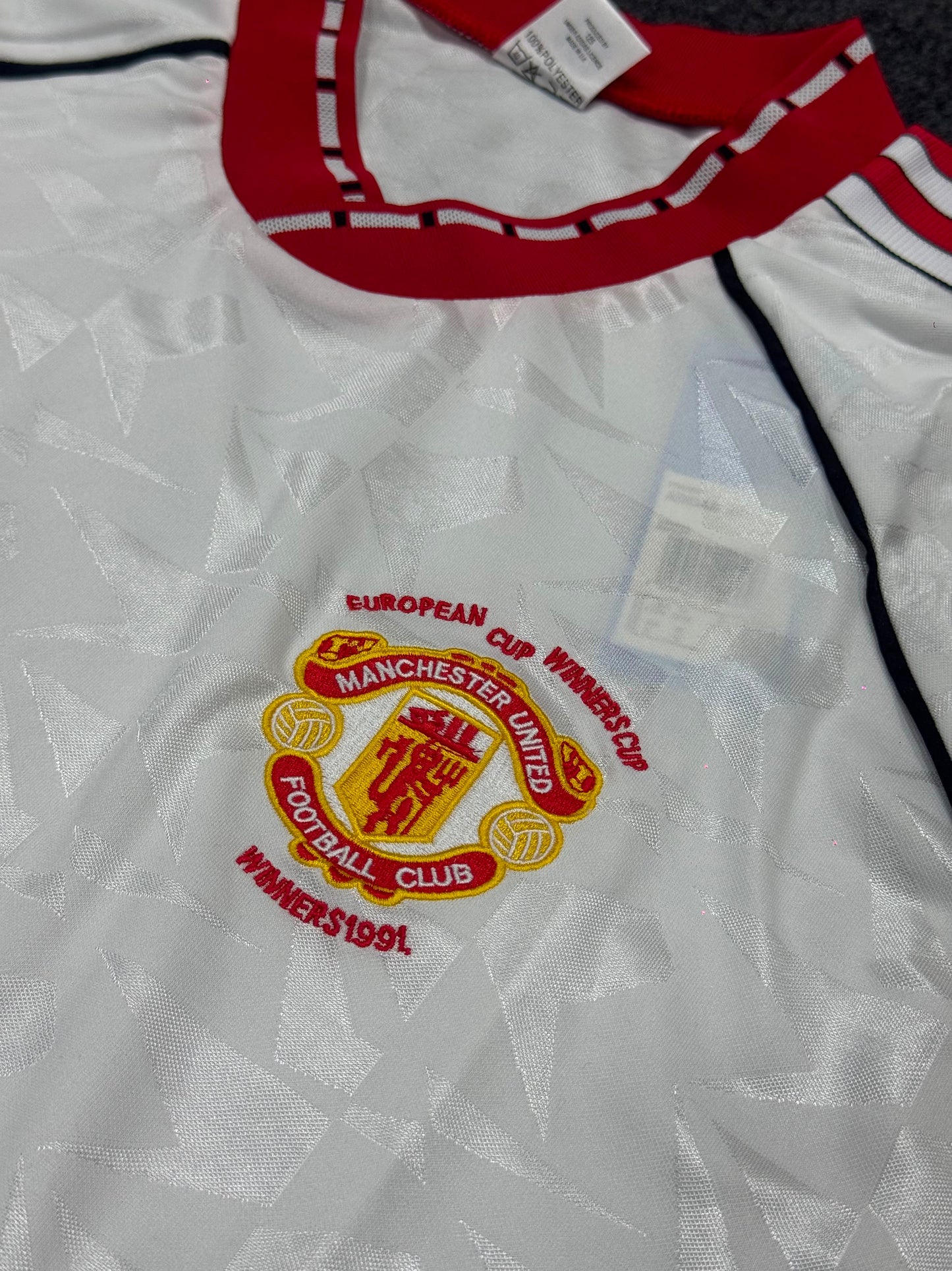 MANCHESTER UNITED RETRO AWAY 1990/92 JERSEY WITH LOGO | PREMIUM RETRO FOOTBALL JERSEY