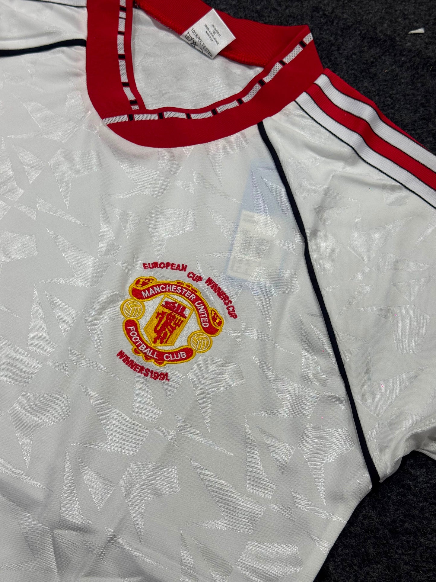 MANCHESTER UNITED RETRO AWAY 1990/92 JERSEY WITH LOGO | PREMIUM RETRO FOOTBALL JERSEY