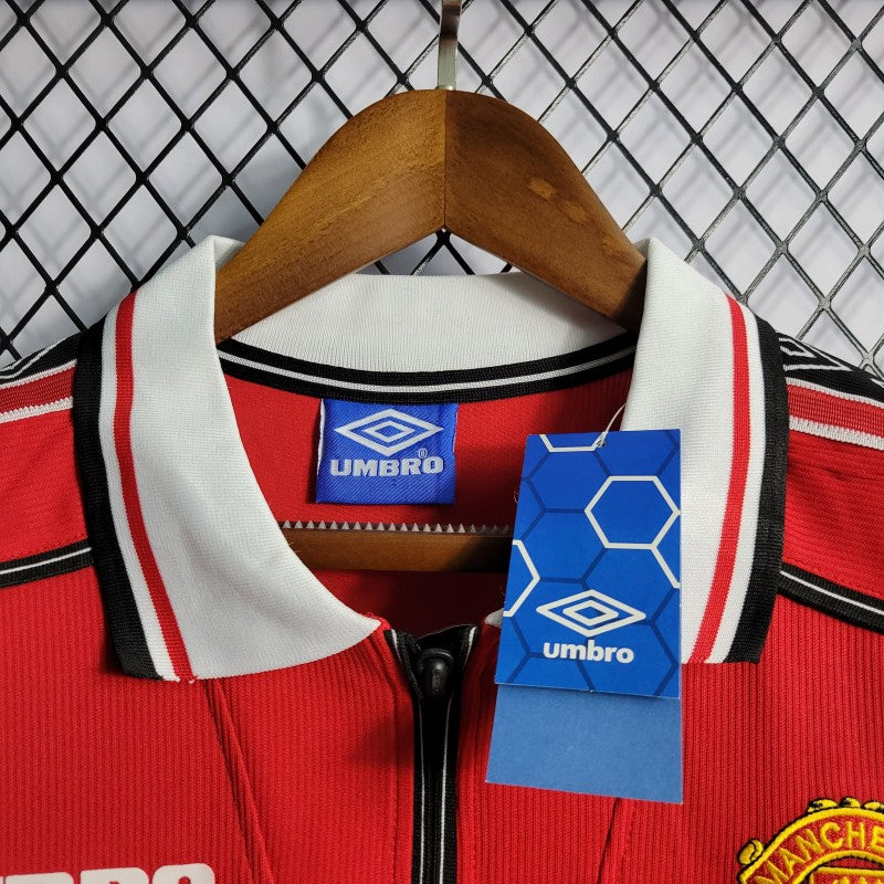 MANCHESTER UNITED 1998–99 HOME RETRO FOOTBALL JERSEY – LONG SLEEVE