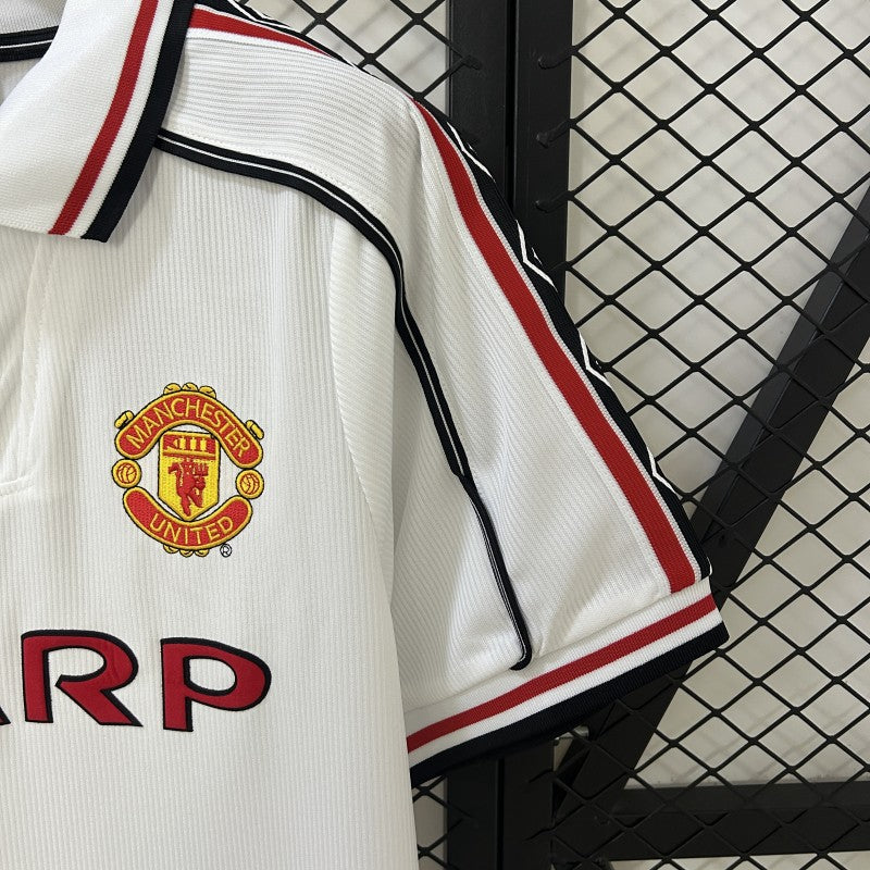 Manchester United 1998–99 Away Retro Football Jersey