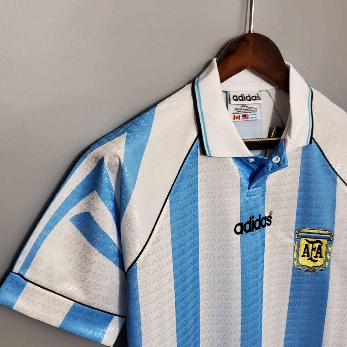 Argentina 1996–1997 Home Retro Football Jersey | Vintage Argentina Kit