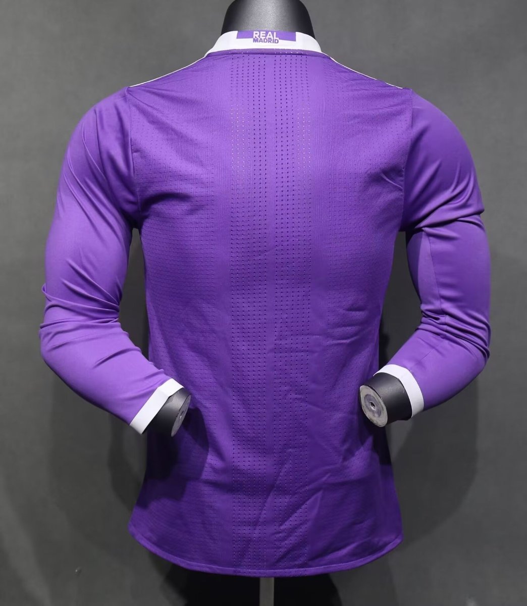 REAL MADRID 2016–17 AWAY RETRO FOOTBALL JERSEY – LONG SLEEVE