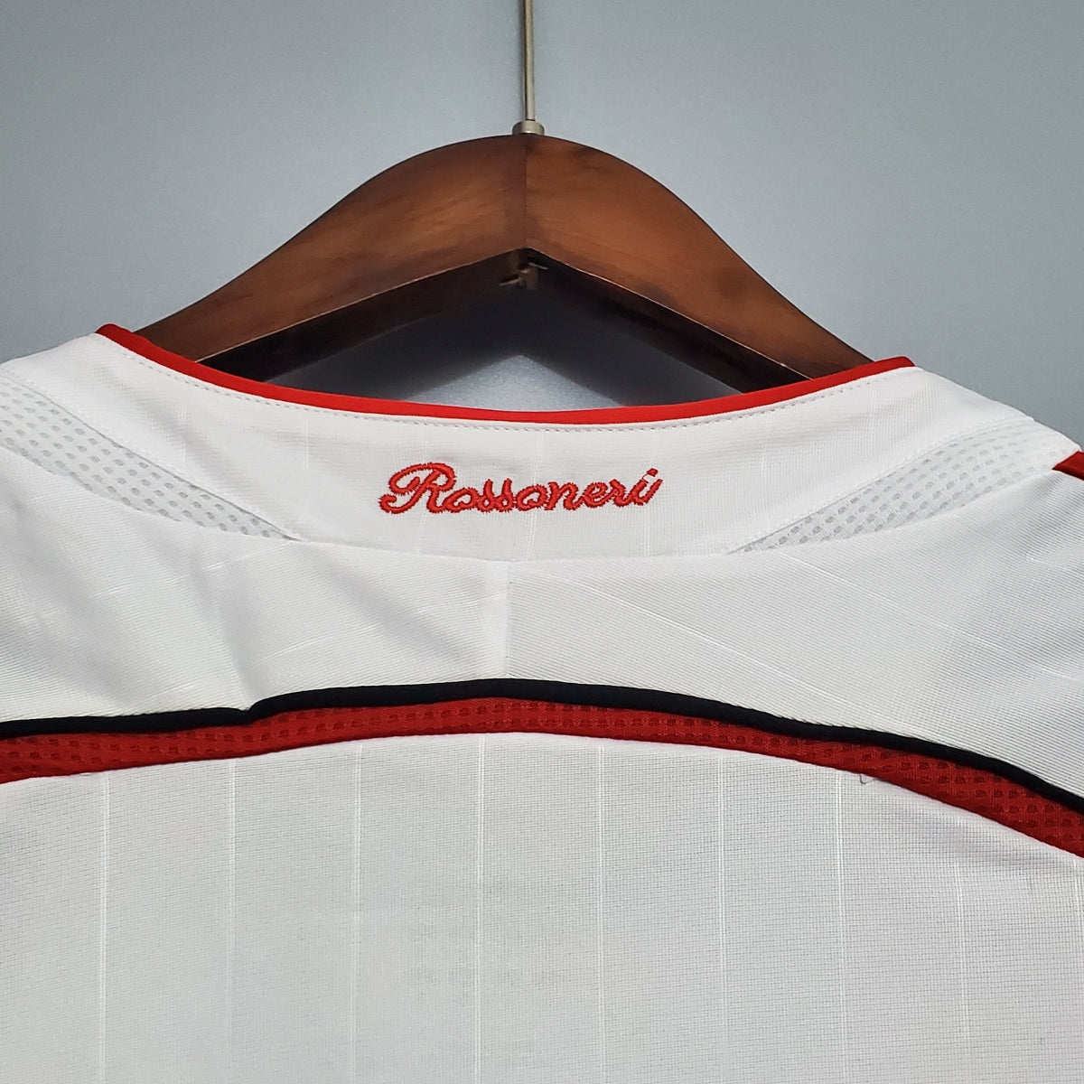 AC Milan 2006/07 Away Retro Jersey | White Football Shirt