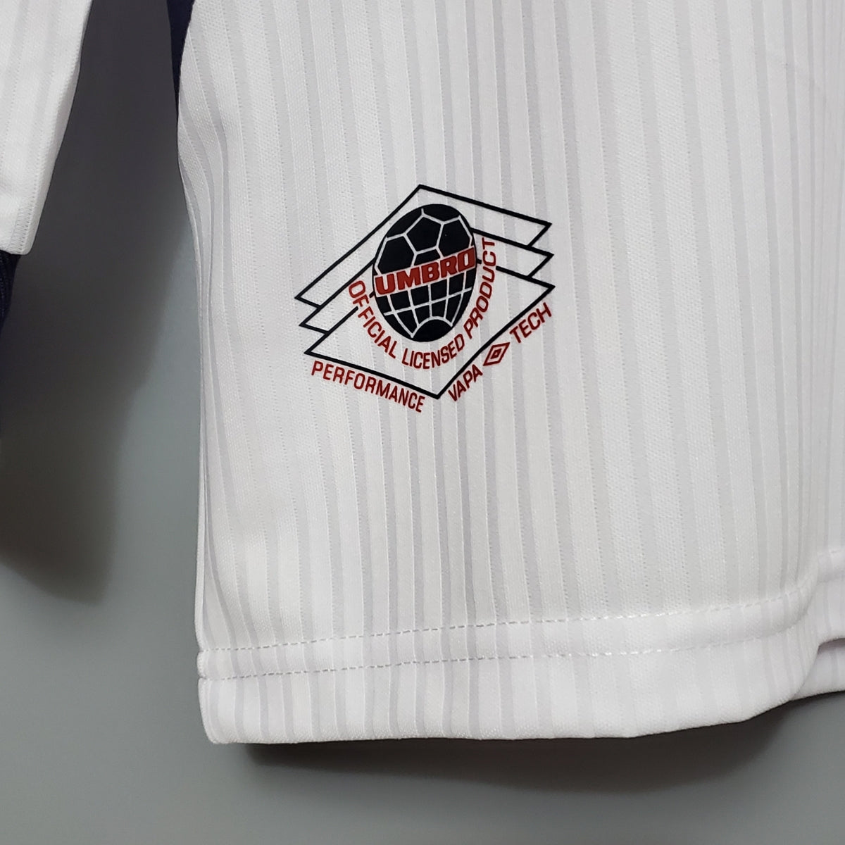 ENGLAND 1998 HOME RETRO FOOTBALL JERSEY – FULL SLEEVE