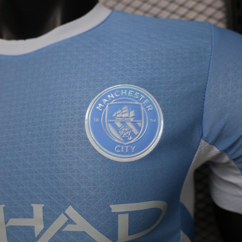 MANCHESTER CITY HOME 26/27 SKY BLUE WITH WHITE SIDE PANEL PLAYER VERSION JERSEY WITH LOGO